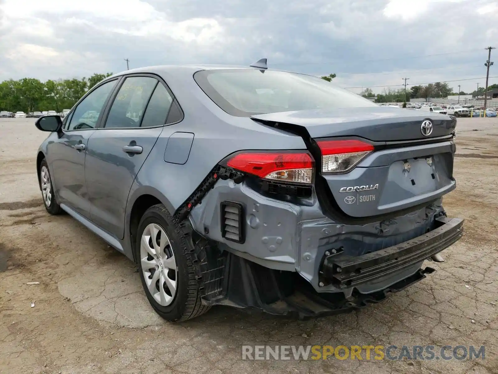 3 Photograph of a damaged car 5YFEPRAE6LP064344 TOYOTA COROLLA 2020