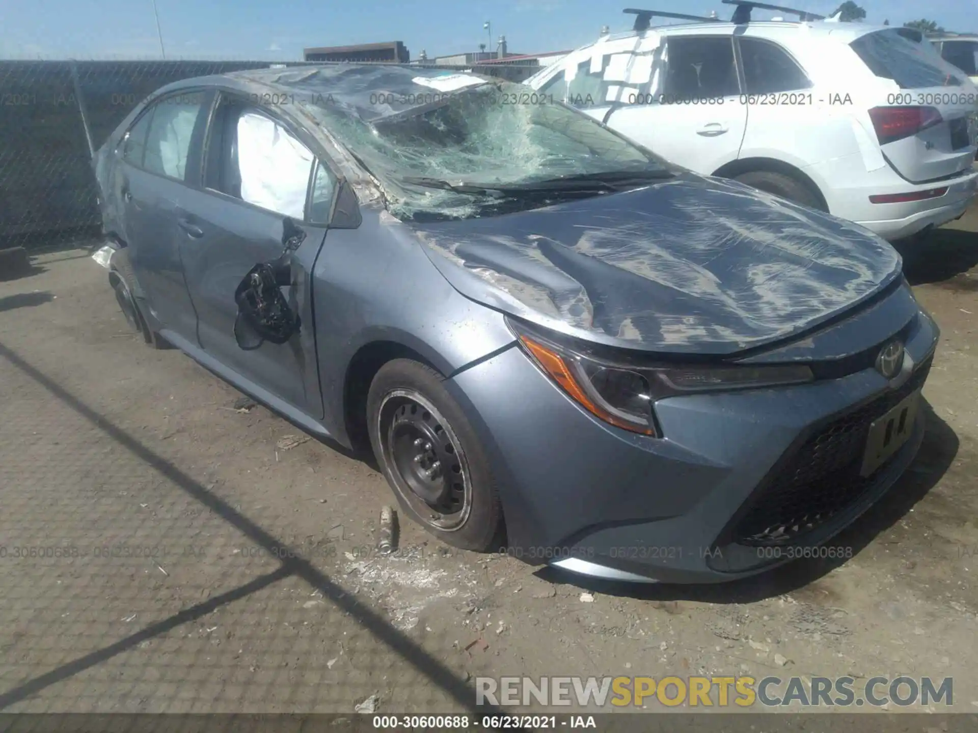 1 Photograph of a damaged car 5YFEPRAE6LP064764 TOYOTA COROLLA 2020