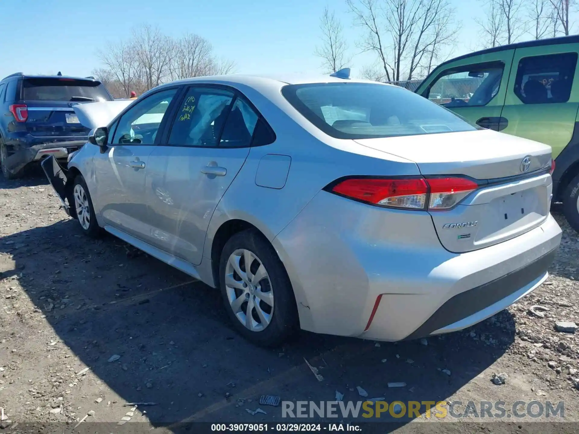 3 Photograph of a damaged car 5YFEPRAE6LP065932 TOYOTA COROLLA 2020