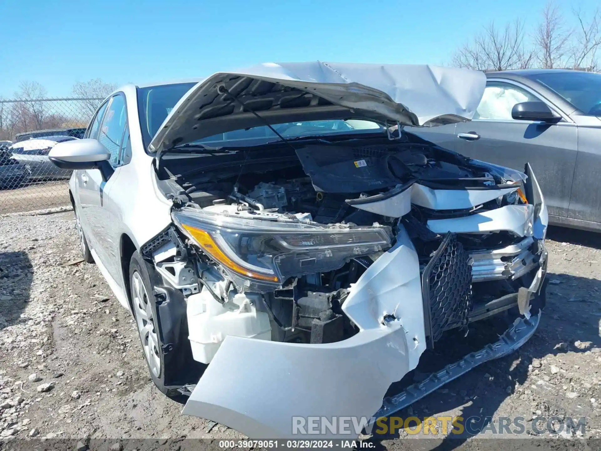 6 Photograph of a damaged car 5YFEPRAE6LP065932 TOYOTA COROLLA 2020