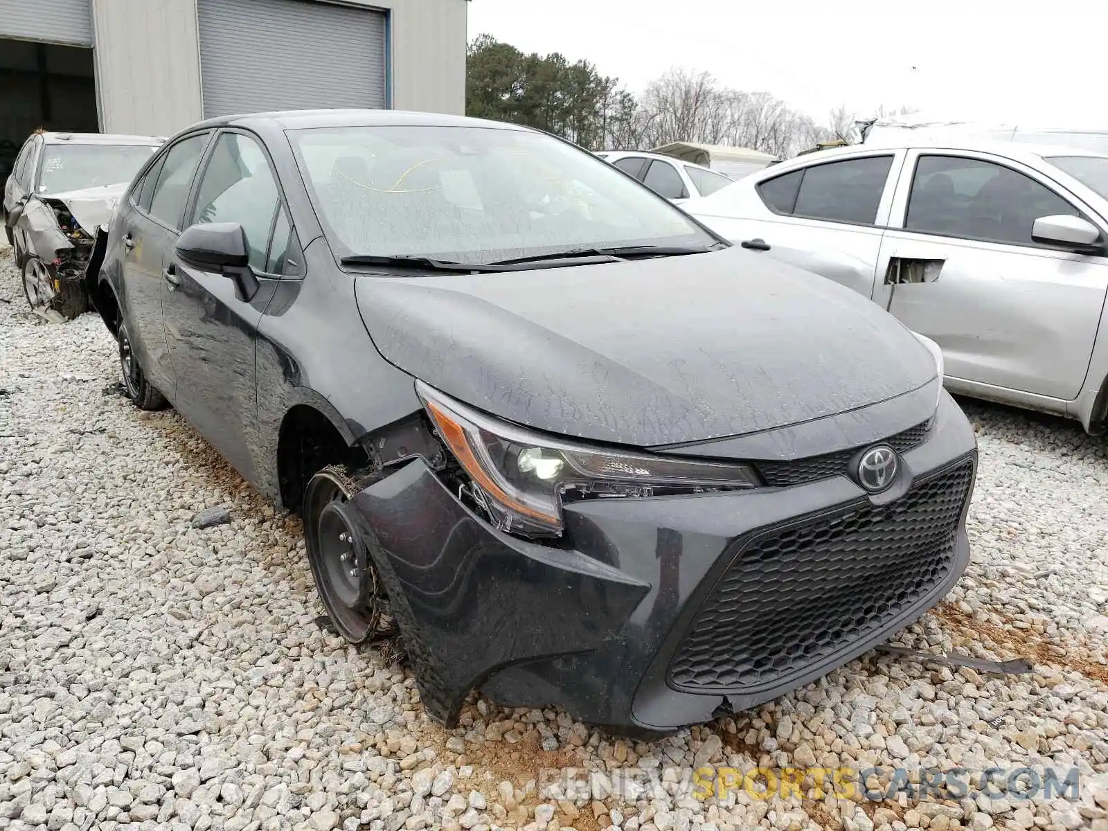 1 Photograph of a damaged car 5YFEPRAE6LP068667 TOYOTA COROLLA 2020