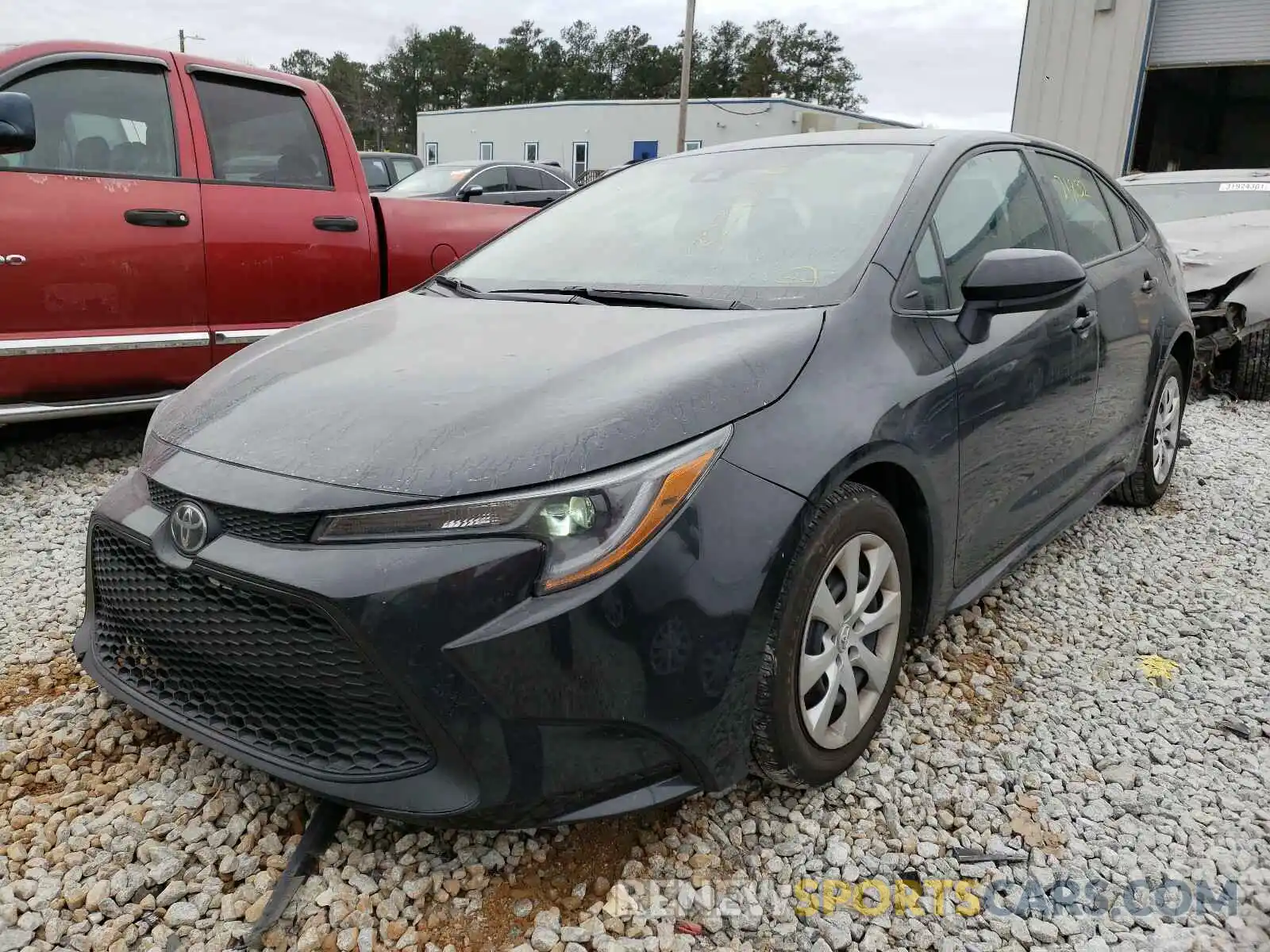 2 Photograph of a damaged car 5YFEPRAE6LP068667 TOYOTA COROLLA 2020