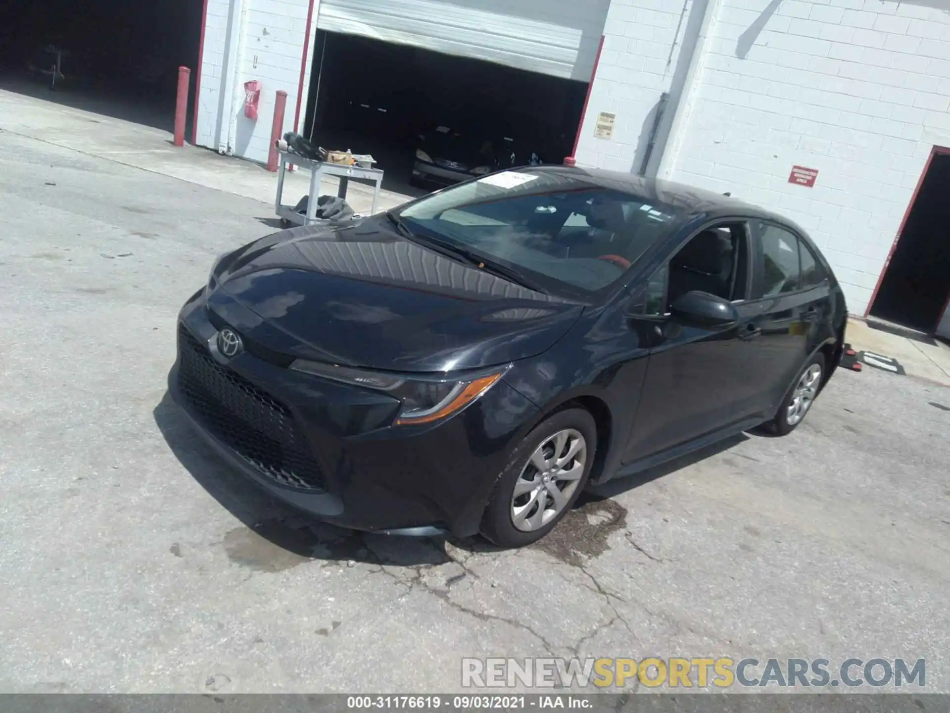 2 Photograph of a damaged car 5YFEPRAE6LP070421 TOYOTA COROLLA 2020