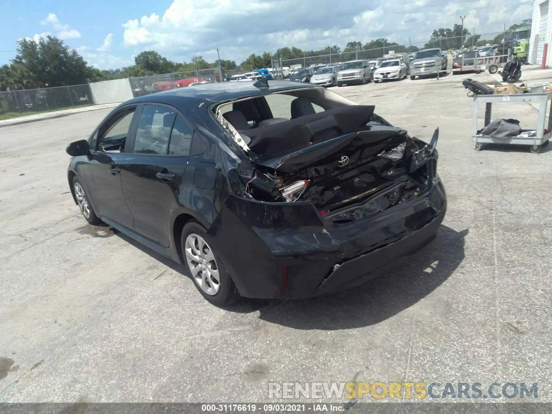 3 Photograph of a damaged car 5YFEPRAE6LP070421 TOYOTA COROLLA 2020