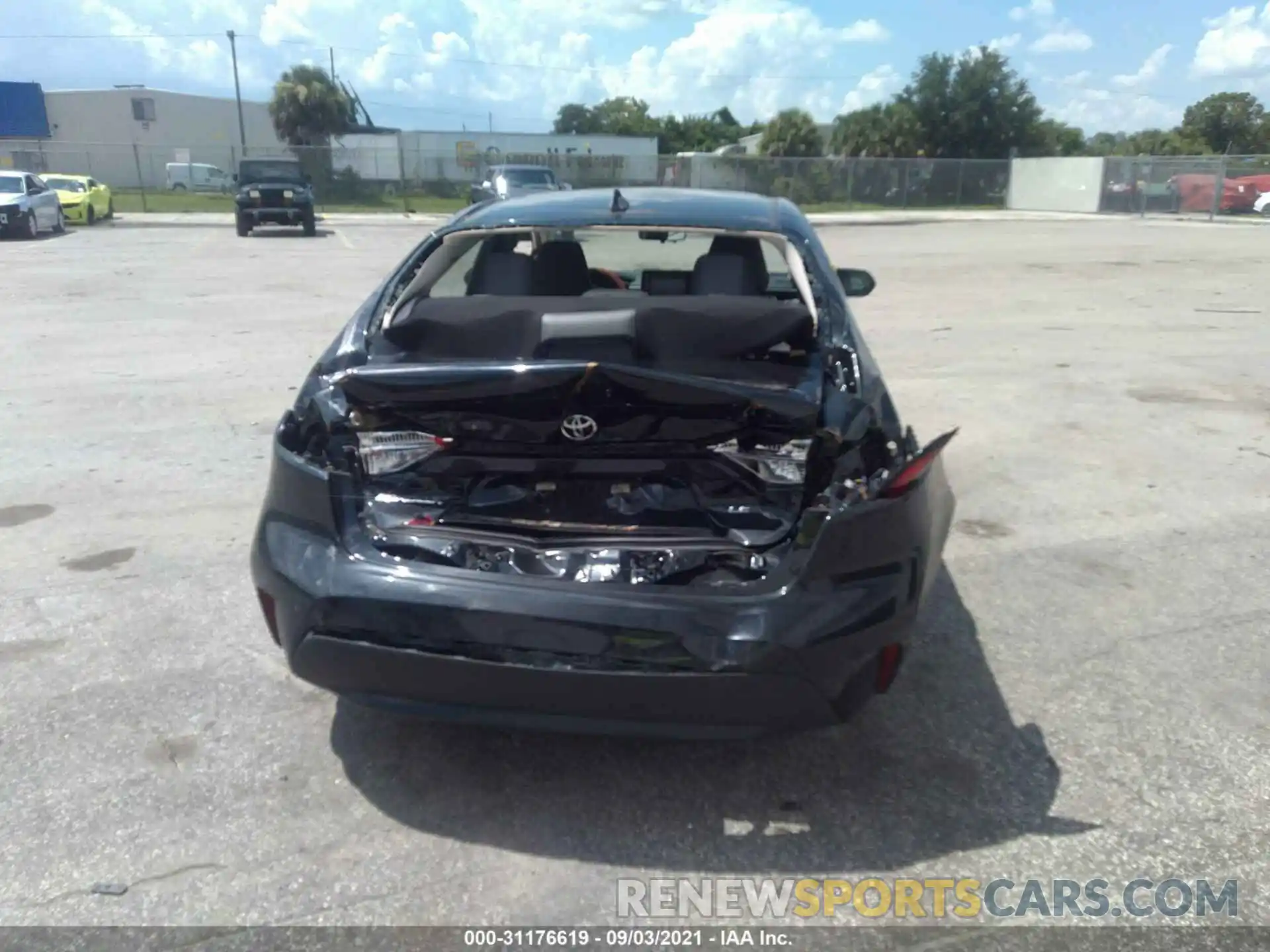 6 Photograph of a damaged car 5YFEPRAE6LP070421 TOYOTA COROLLA 2020