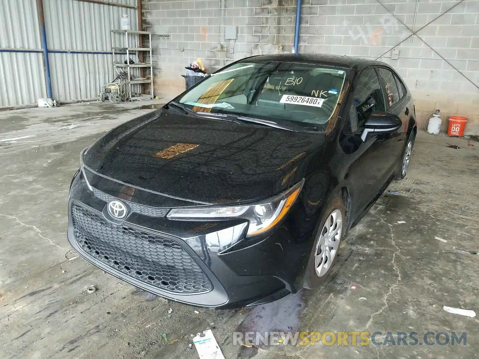 2 Photograph of a damaged car 5YFEPRAE6LP073674 TOYOTA COROLLA 2020