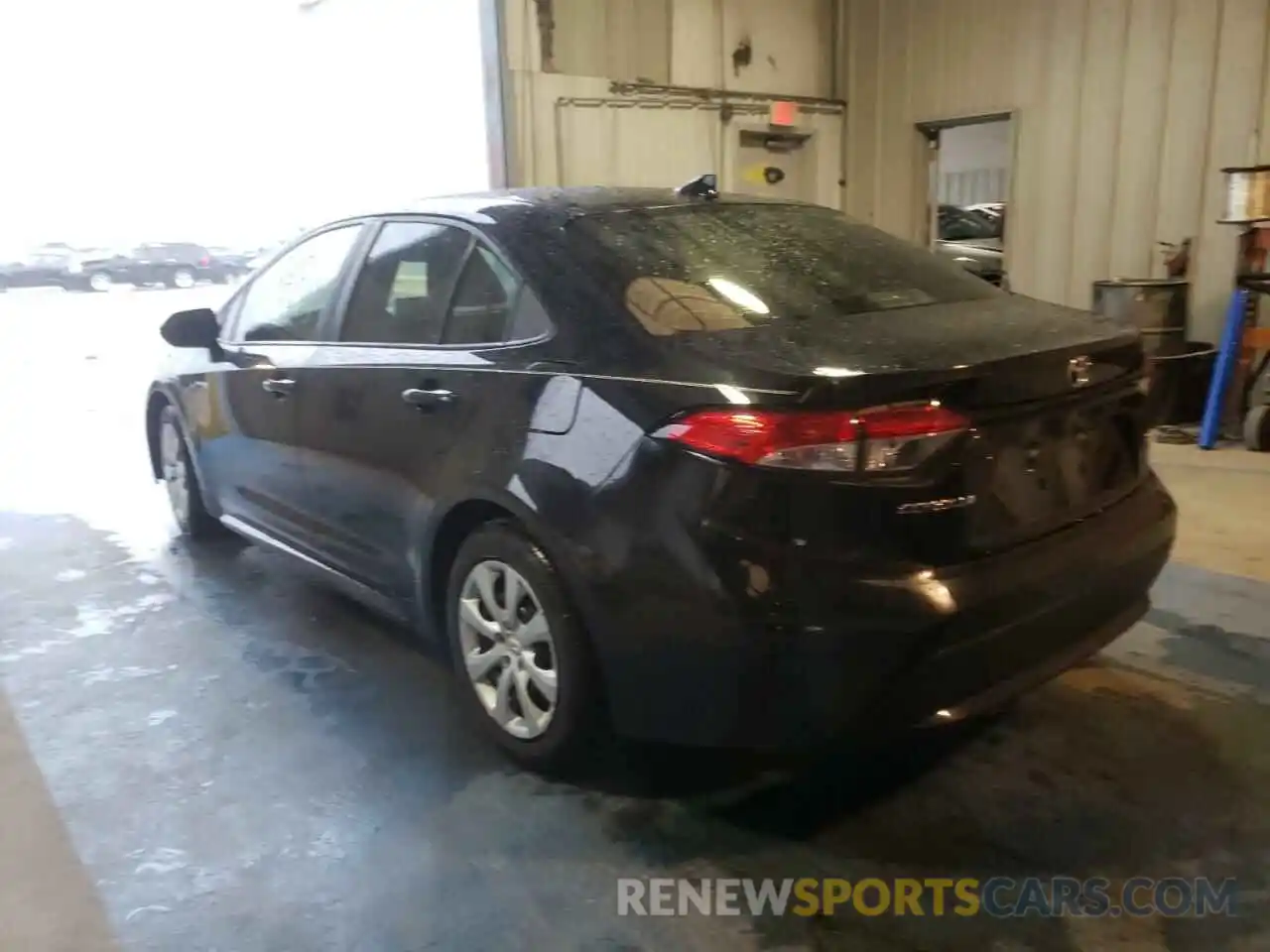 3 Photograph of a damaged car 5YFEPRAE6LP074226 TOYOTA COROLLA 2020