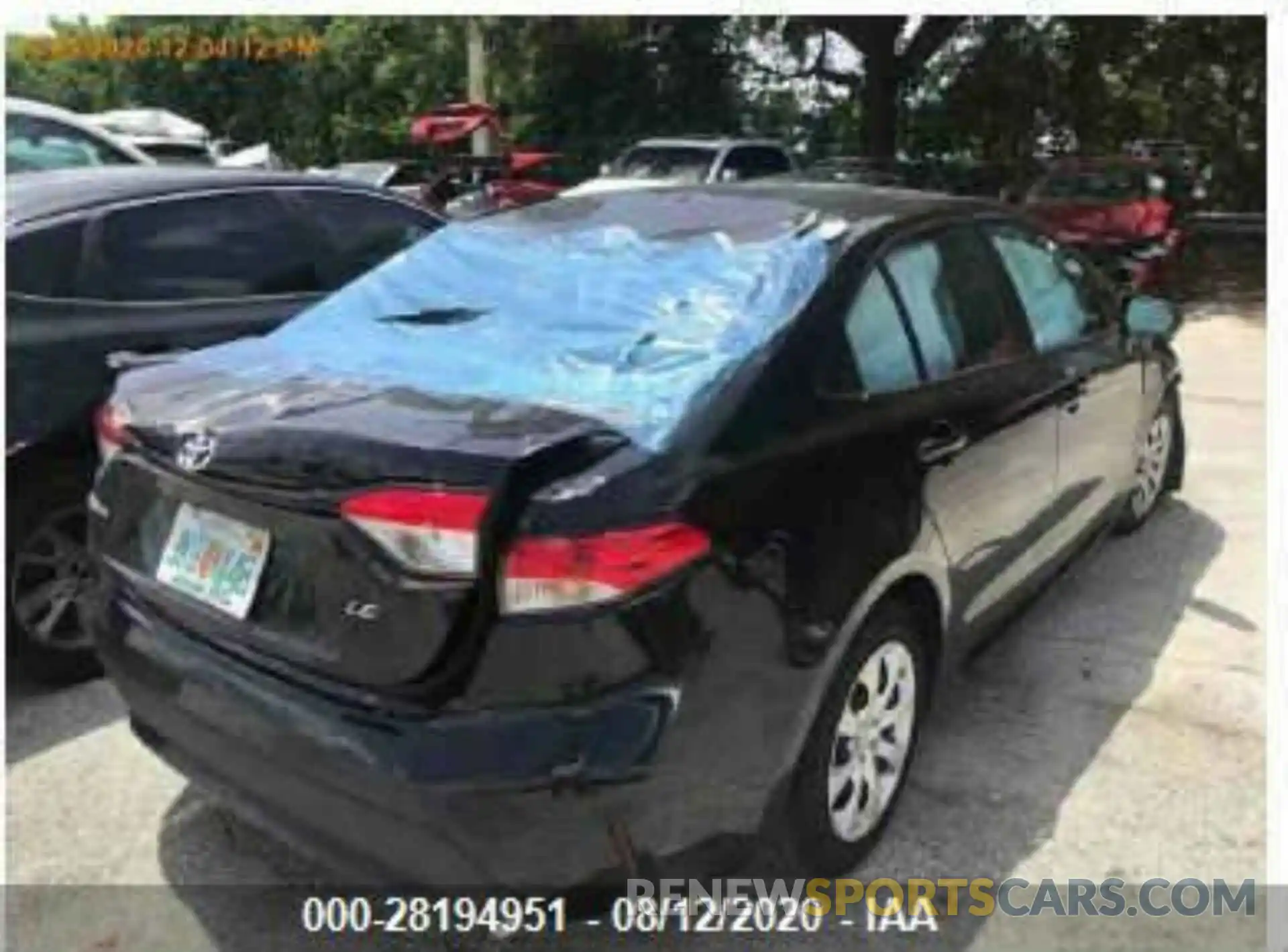 4 Photograph of a damaged car 5YFEPRAE6LP074503 TOYOTA COROLLA 2020