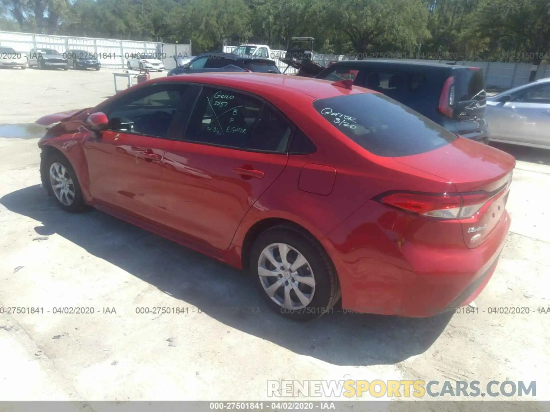 3 Photograph of a damaged car 5YFEPRAE6LP075747 TOYOTA COROLLA 2020