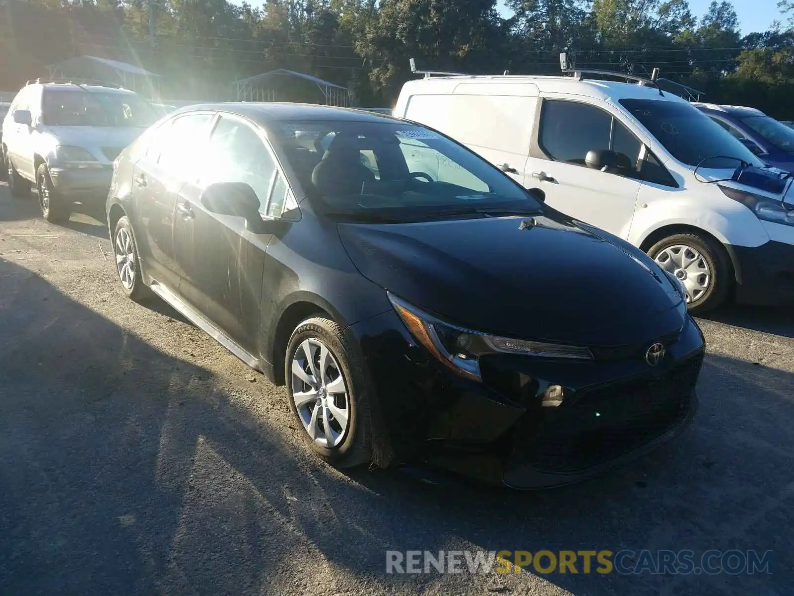 1 Photograph of a damaged car 5YFEPRAE6LP075991 TOYOTA COROLLA 2020