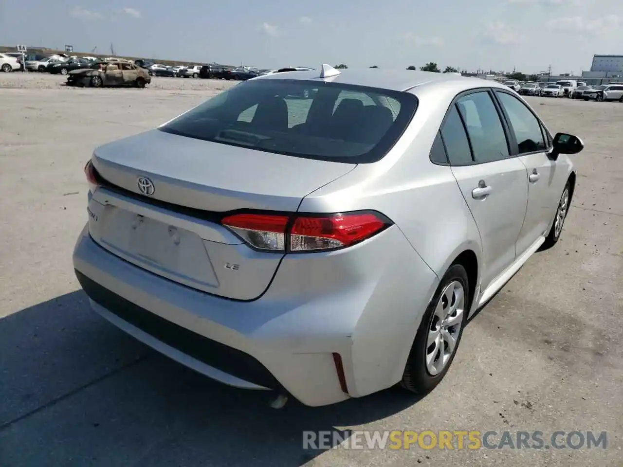 4 Photograph of a damaged car 5YFEPRAE6LP076249 TOYOTA COROLLA 2020