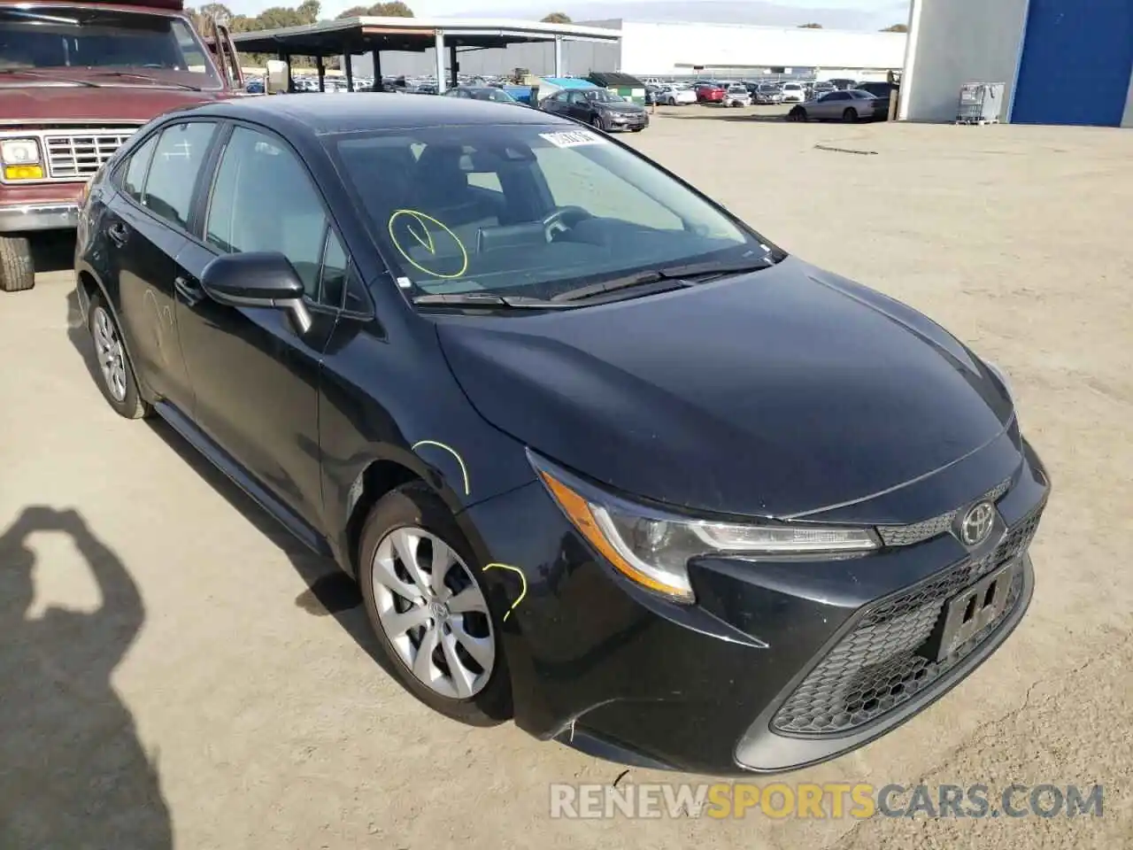 1 Photograph of a damaged car 5YFEPRAE6LP077045 TOYOTA COROLLA 2020