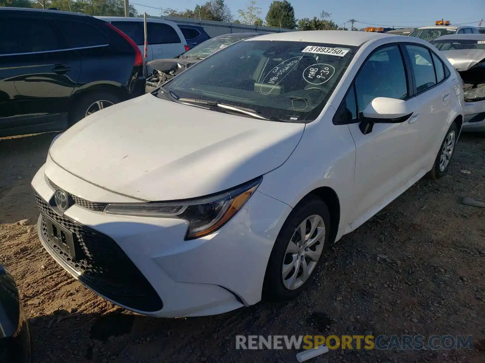 2 Photograph of a damaged car 5YFEPRAE6LP077286 TOYOTA COROLLA 2020