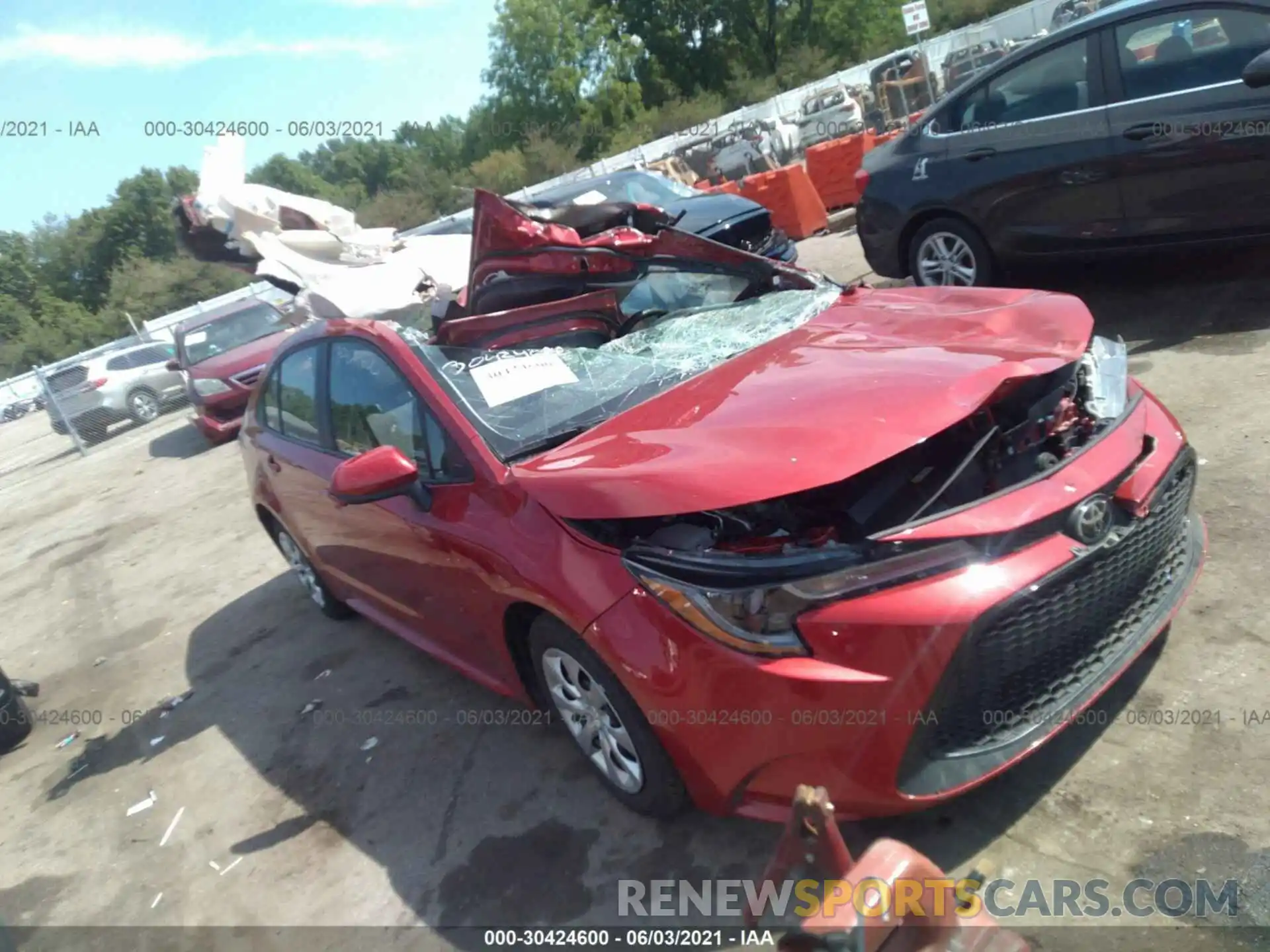 1 Photograph of a damaged car 5YFEPRAE6LP077580 TOYOTA COROLLA 2020