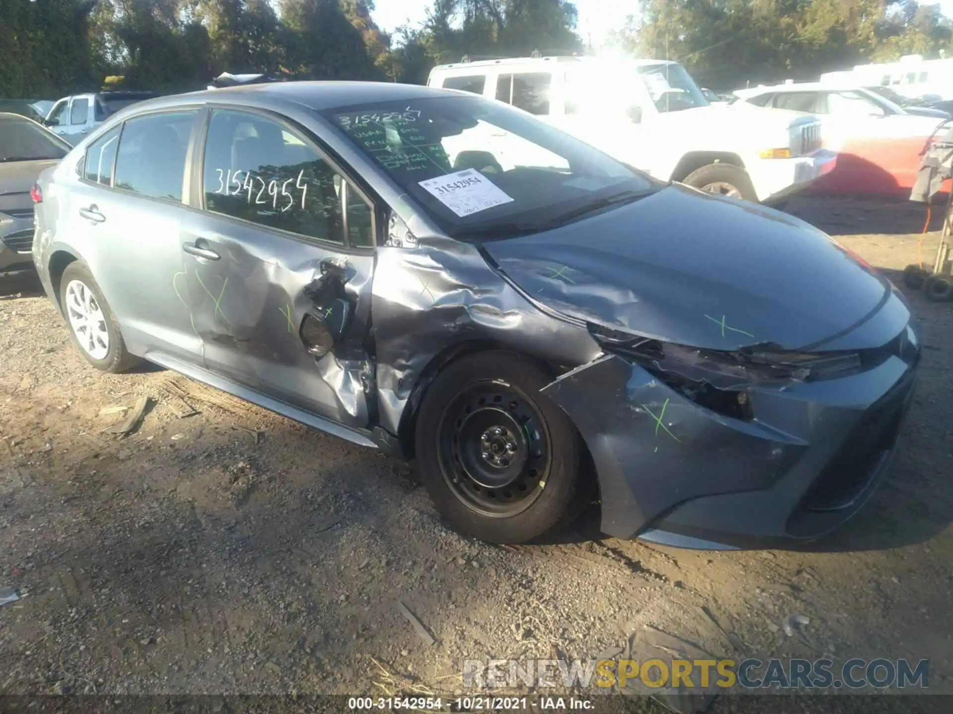 1 Photograph of a damaged car 5YFEPRAE6LP078275 TOYOTA COROLLA 2020