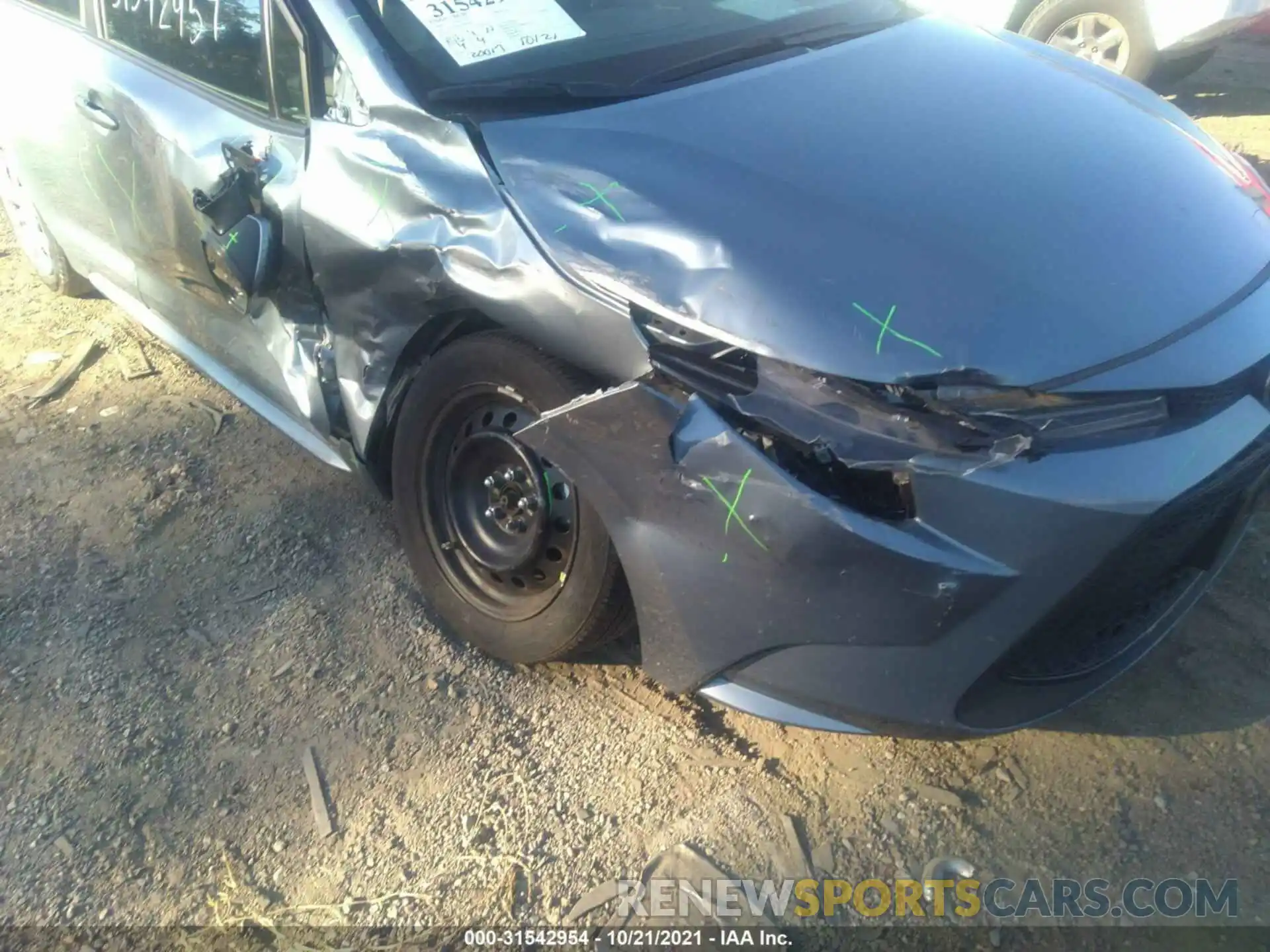 6 Photograph of a damaged car 5YFEPRAE6LP078275 TOYOTA COROLLA 2020