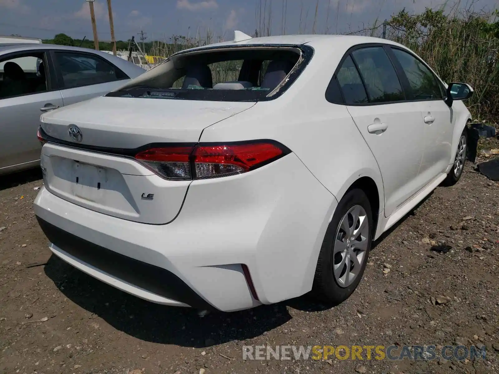 4 Photograph of a damaged car 5YFEPRAE6LP078874 TOYOTA COROLLA 2020