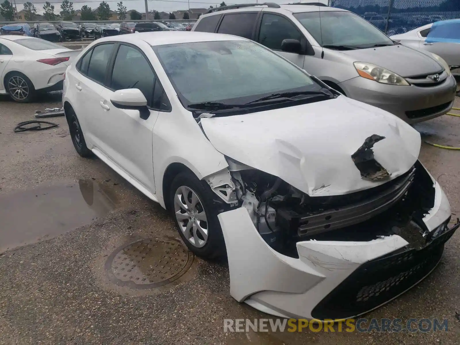 1 Photograph of a damaged car 5YFEPRAE6LP079975 TOYOTA COROLLA 2020