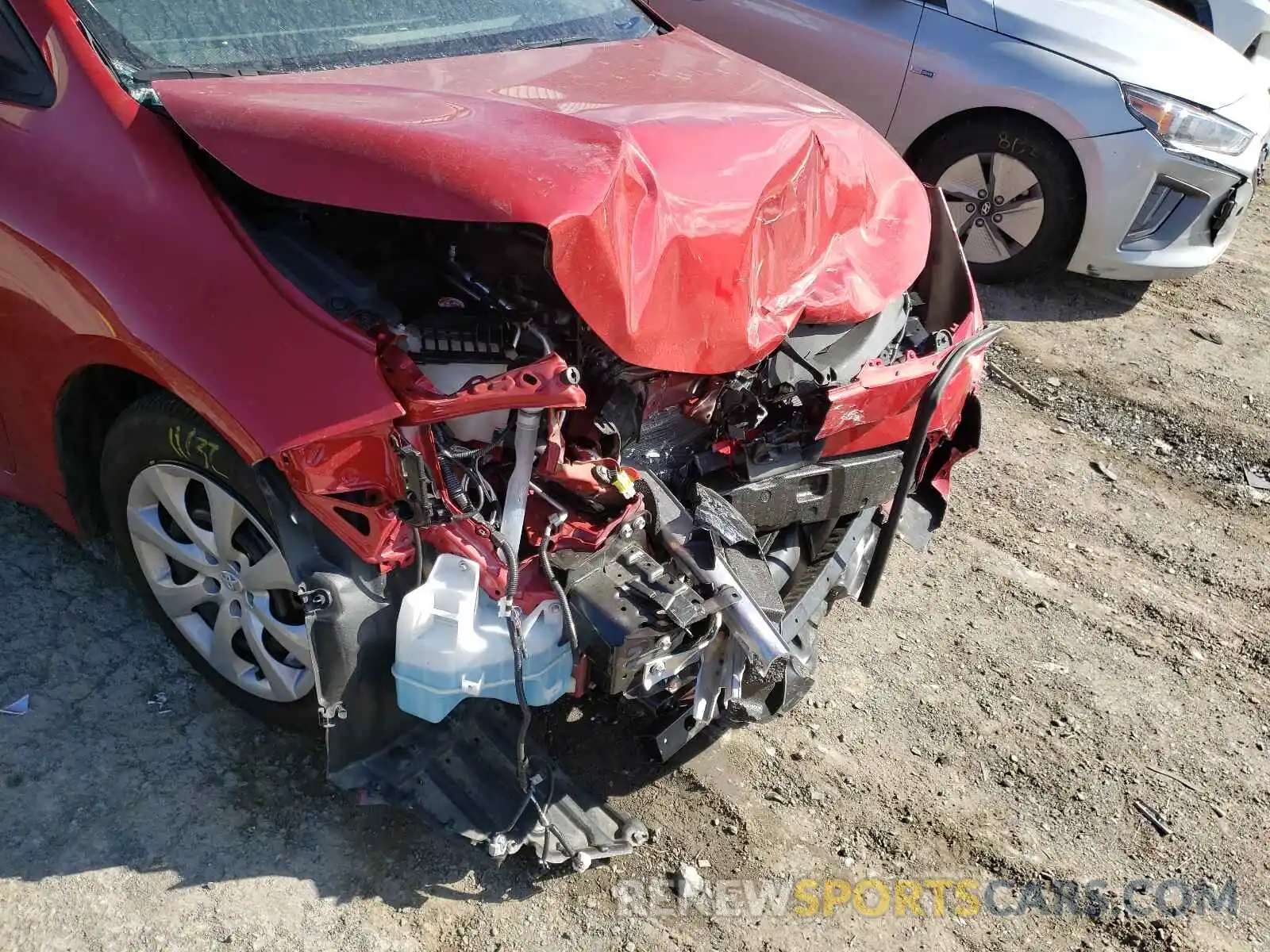 9 Photograph of a damaged car 5YFEPRAE6LP080401 TOYOTA COROLLA 2020