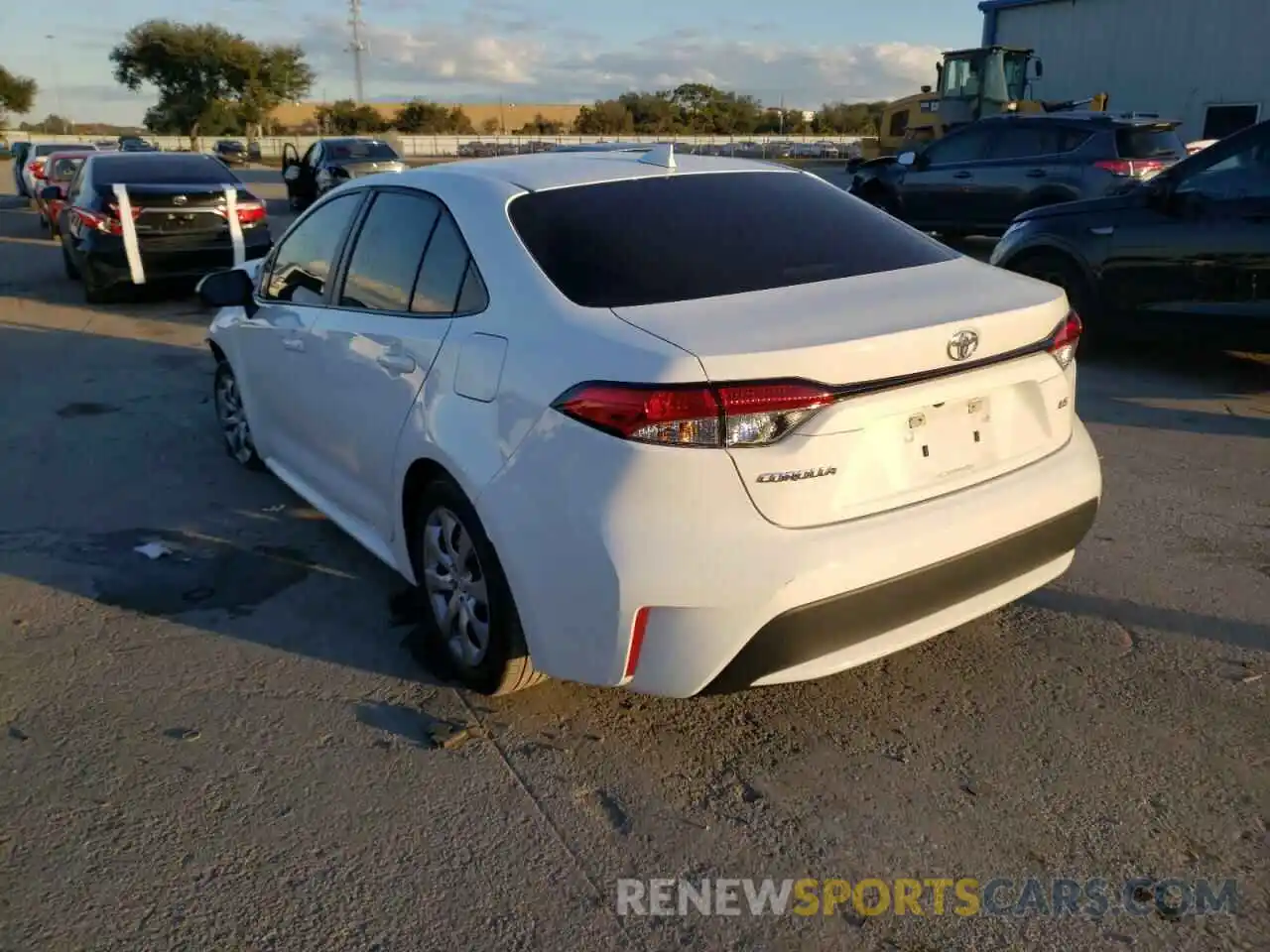 3 Photograph of a damaged car 5YFEPRAE6LP080530 TOYOTA COROLLA 2020