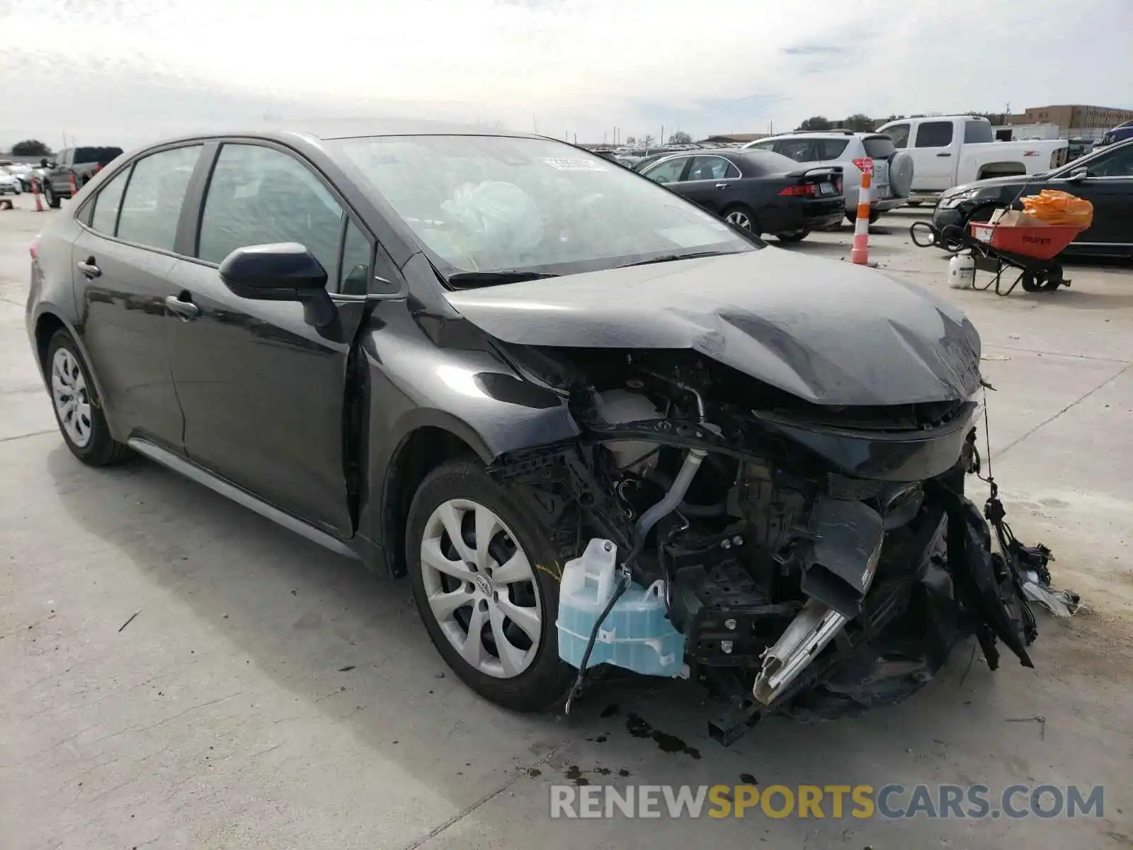 1 Photograph of a damaged car 5YFEPRAE6LP082472 TOYOTA COROLLA 2020