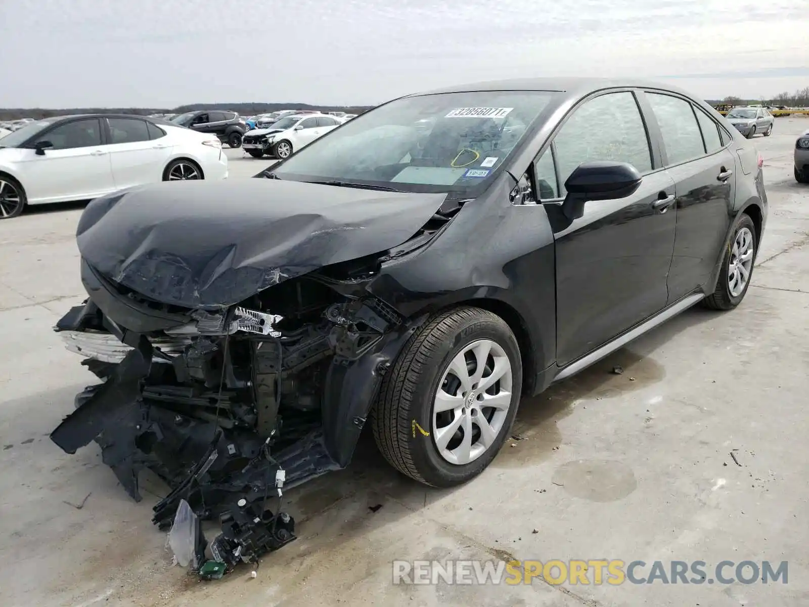 2 Photograph of a damaged car 5YFEPRAE6LP082472 TOYOTA COROLLA 2020