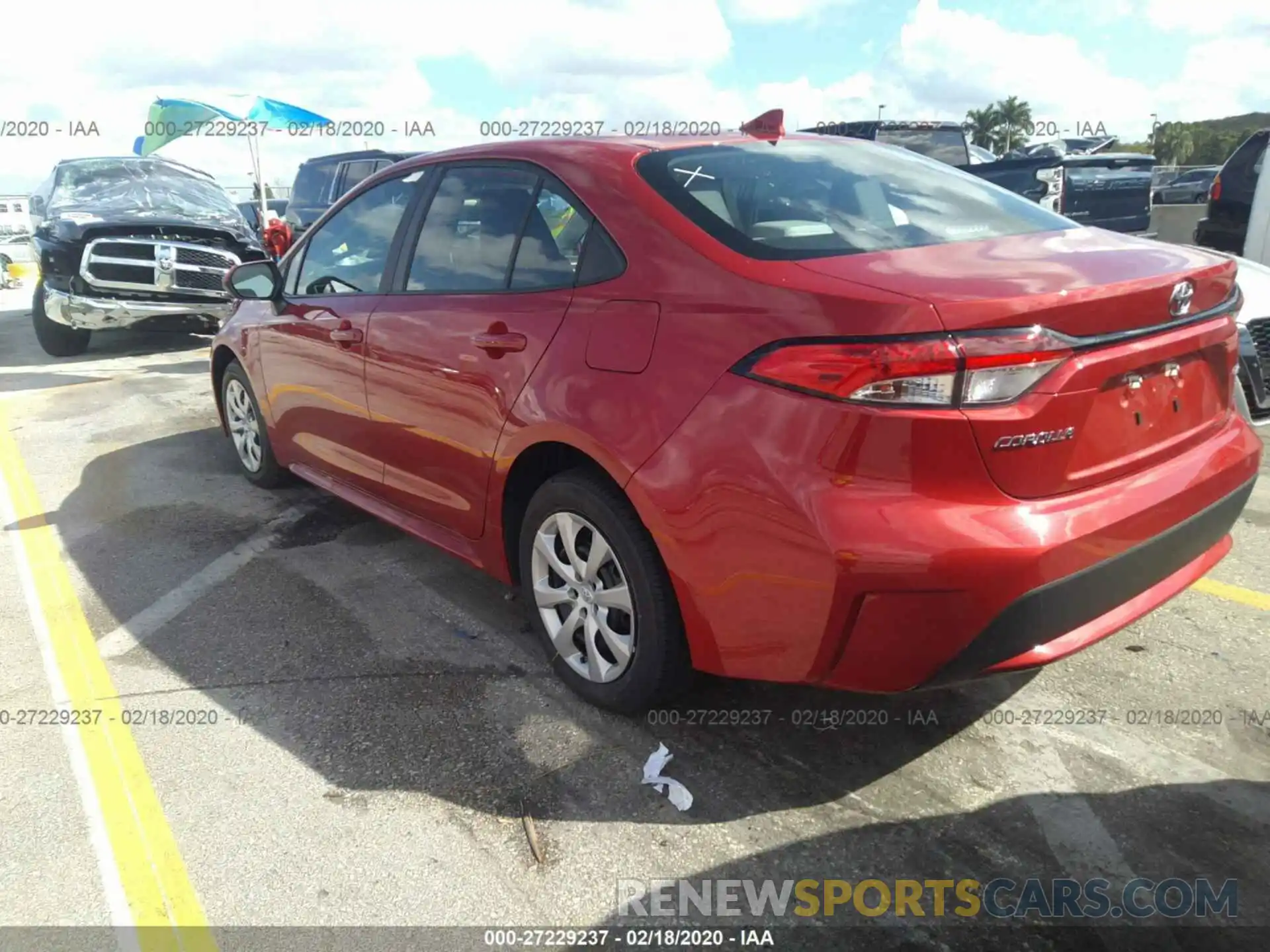 3 Photograph of a damaged car 5YFEPRAE6LP082620 TOYOTA COROLLA 2020