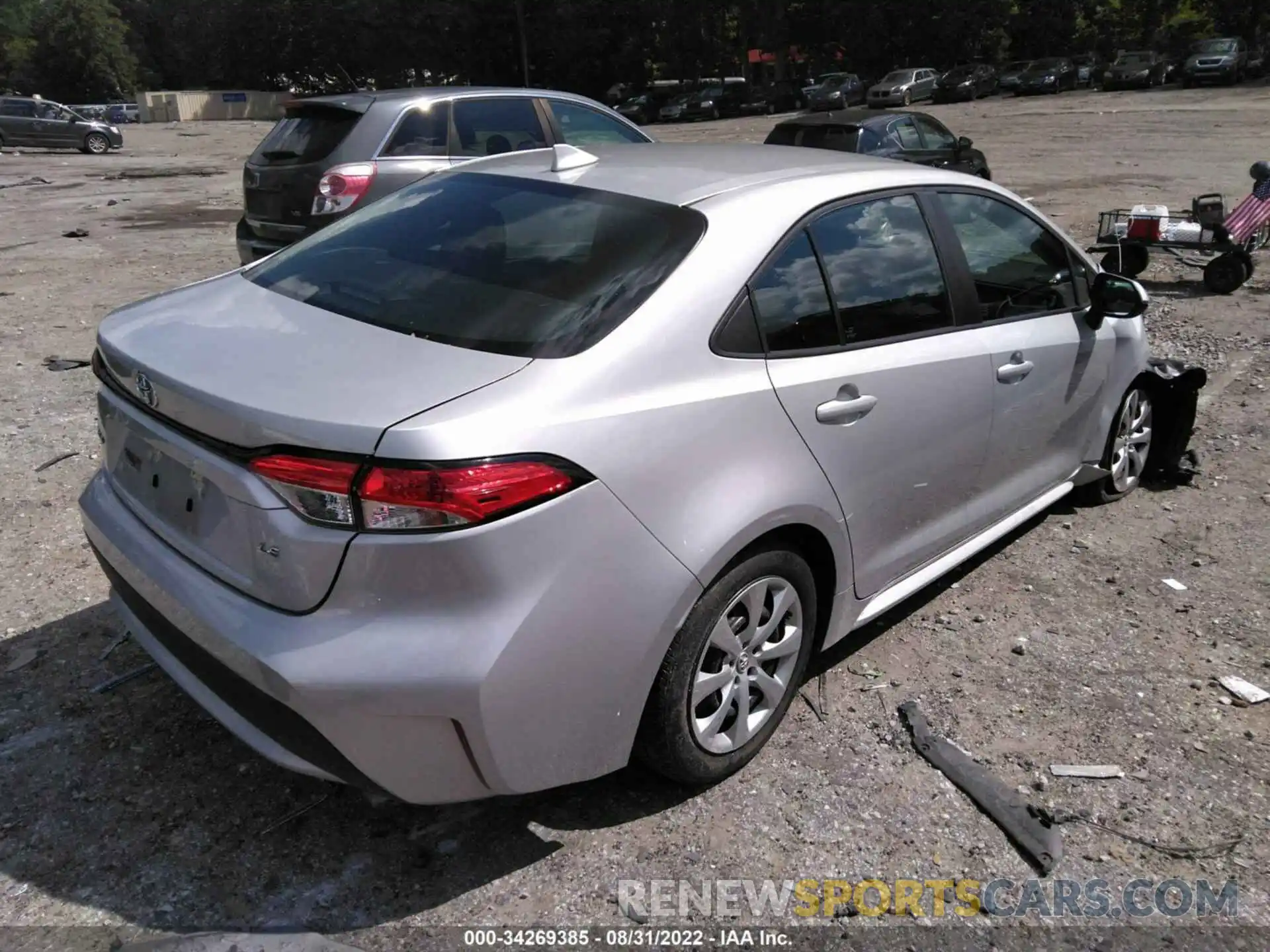 4 Photograph of a damaged car 5YFEPRAE6LP084142 TOYOTA COROLLA 2020