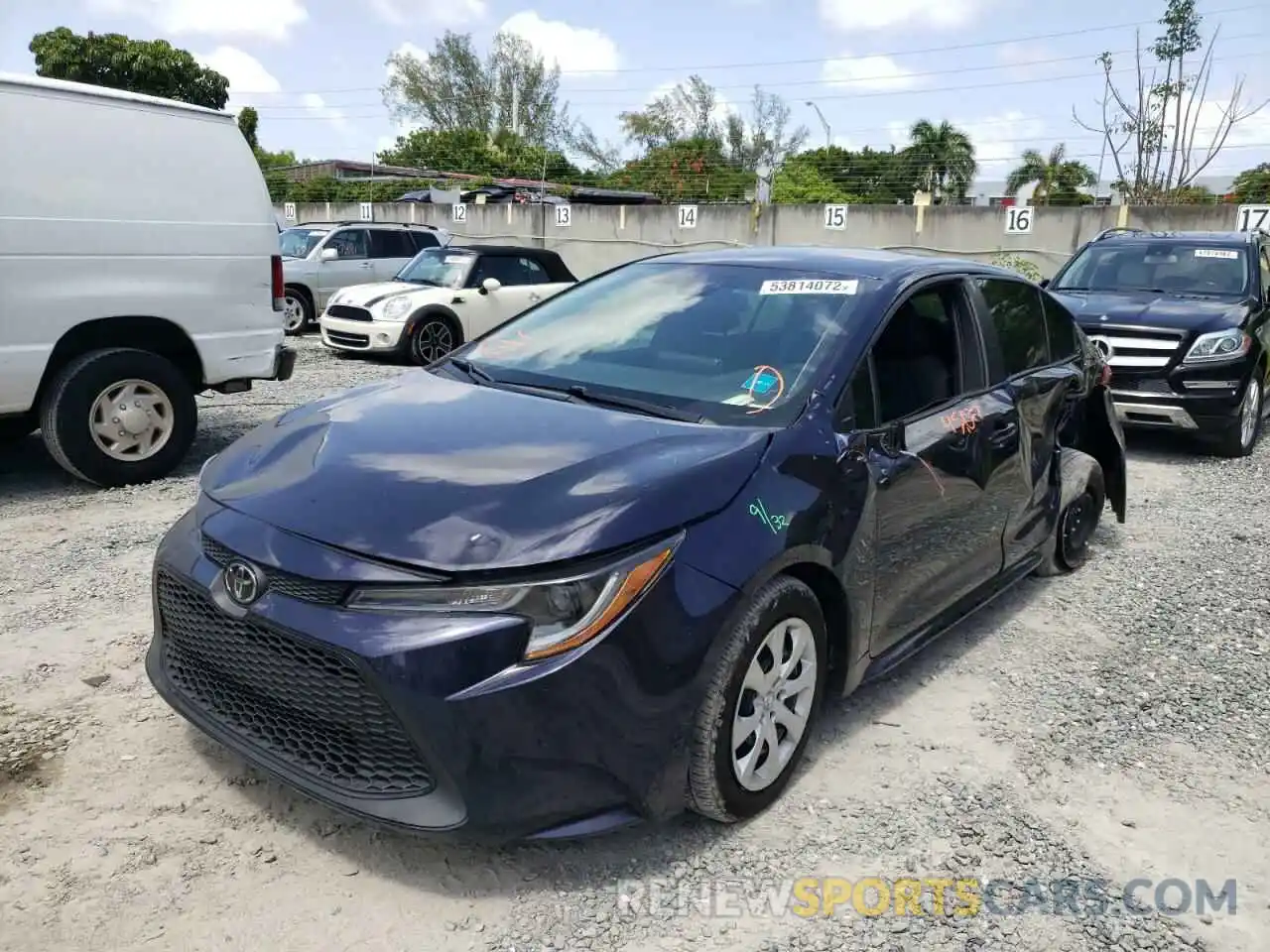 2 Photograph of a damaged car 5YFEPRAE6LP086229 TOYOTA COROLLA 2020