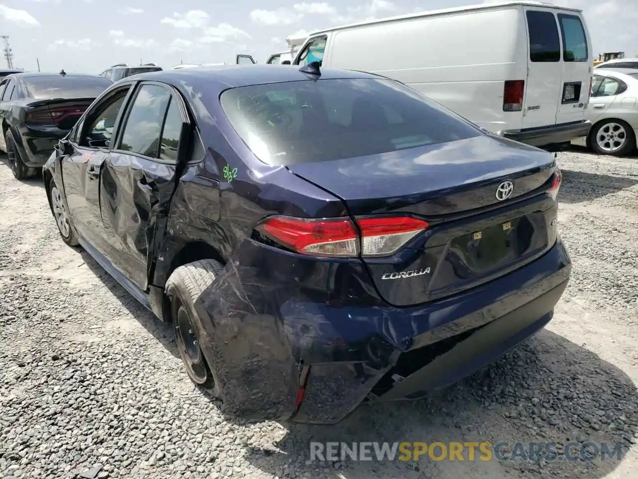 3 Photograph of a damaged car 5YFEPRAE6LP086229 TOYOTA COROLLA 2020