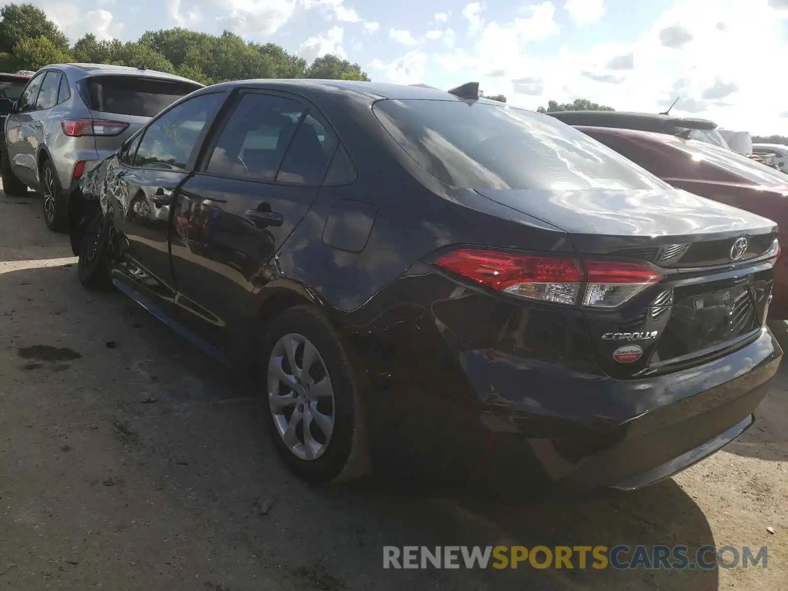 3 Photograph of a damaged car 5YFEPRAE6LP086330 TOYOTA COROLLA 2020