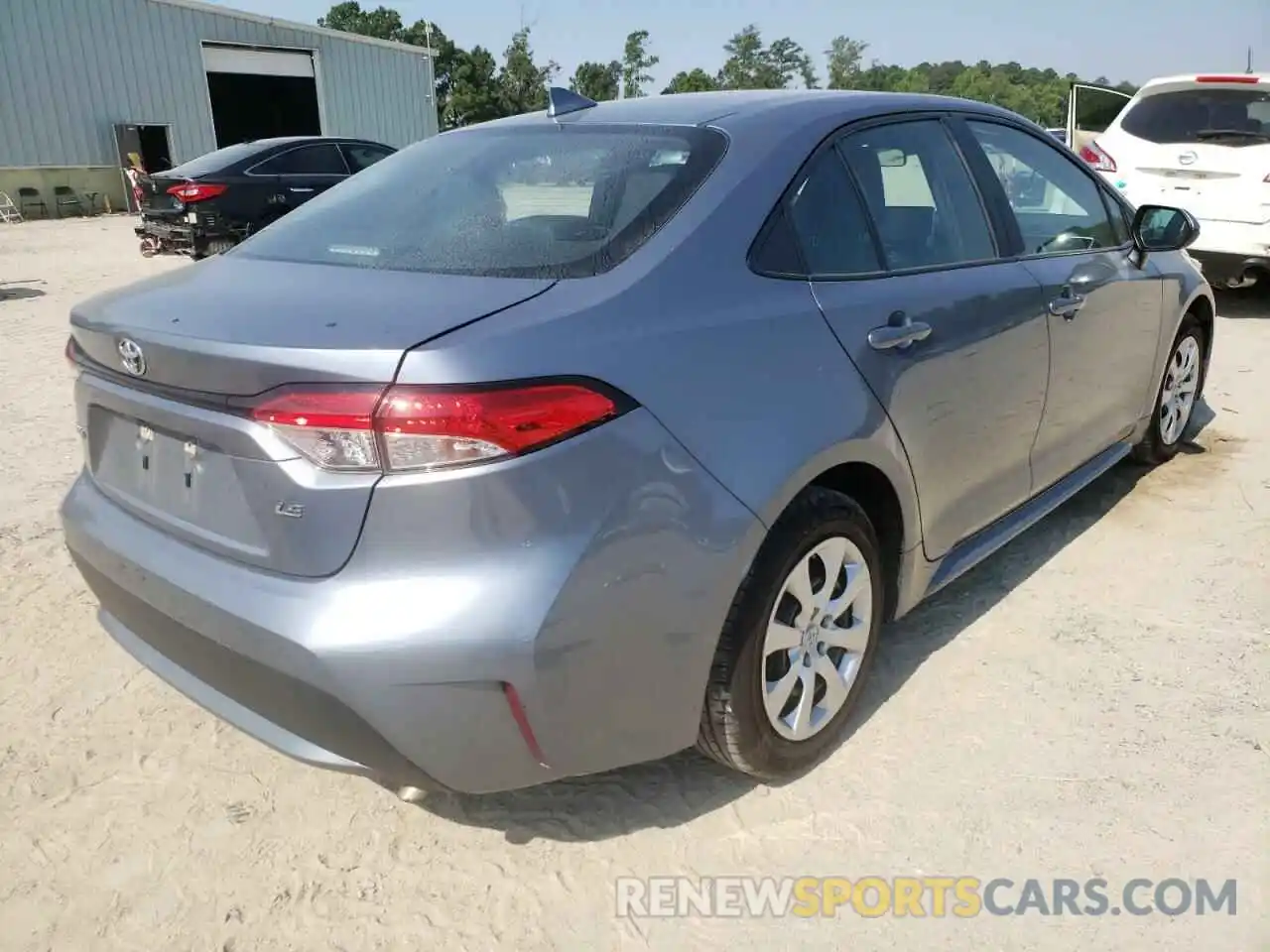 4 Photograph of a damaged car 5YFEPRAE6LP086621 TOYOTA COROLLA 2020