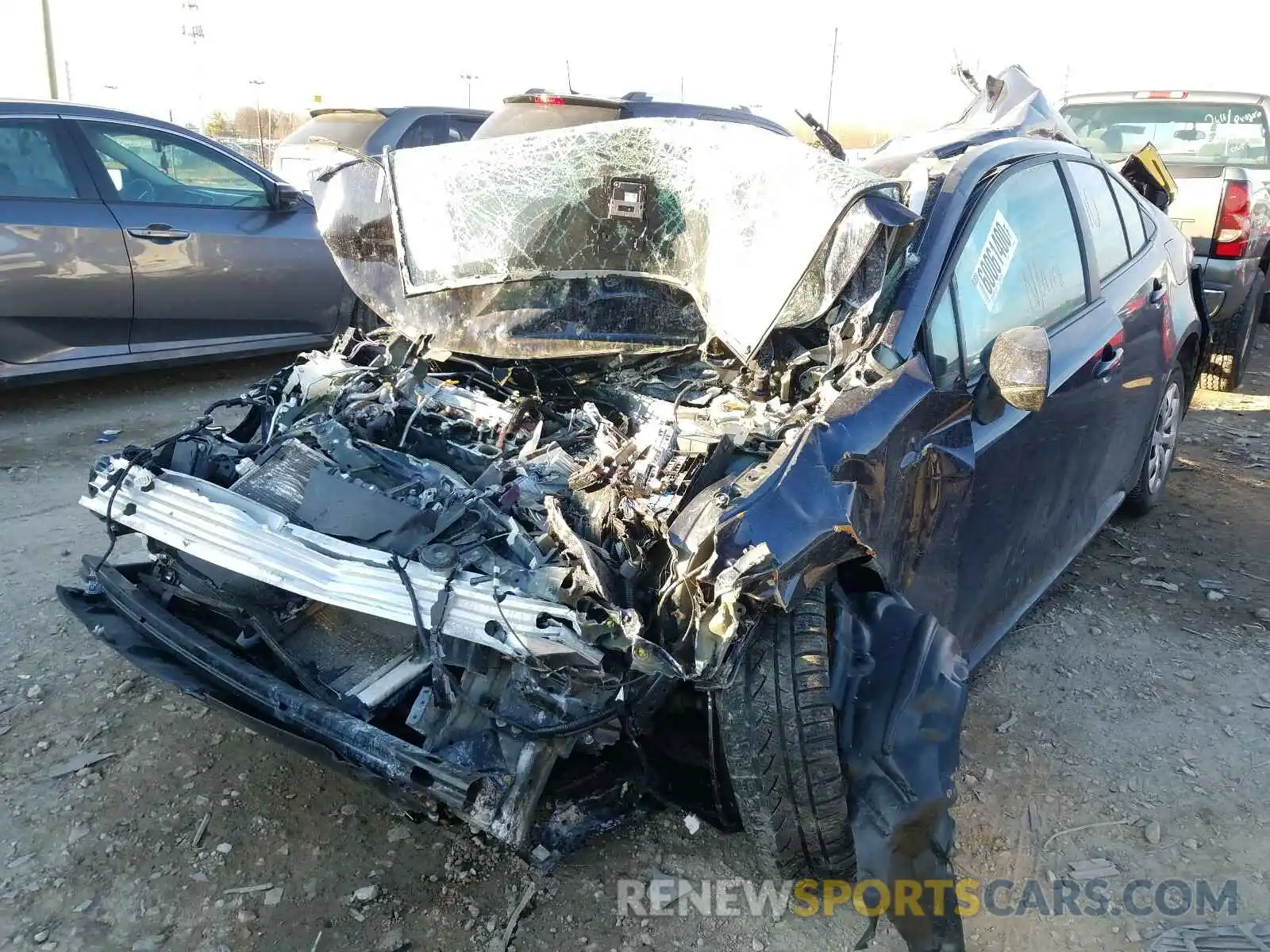 2 Photograph of a damaged car 5YFEPRAE6LP086652 TOYOTA COROLLA 2020