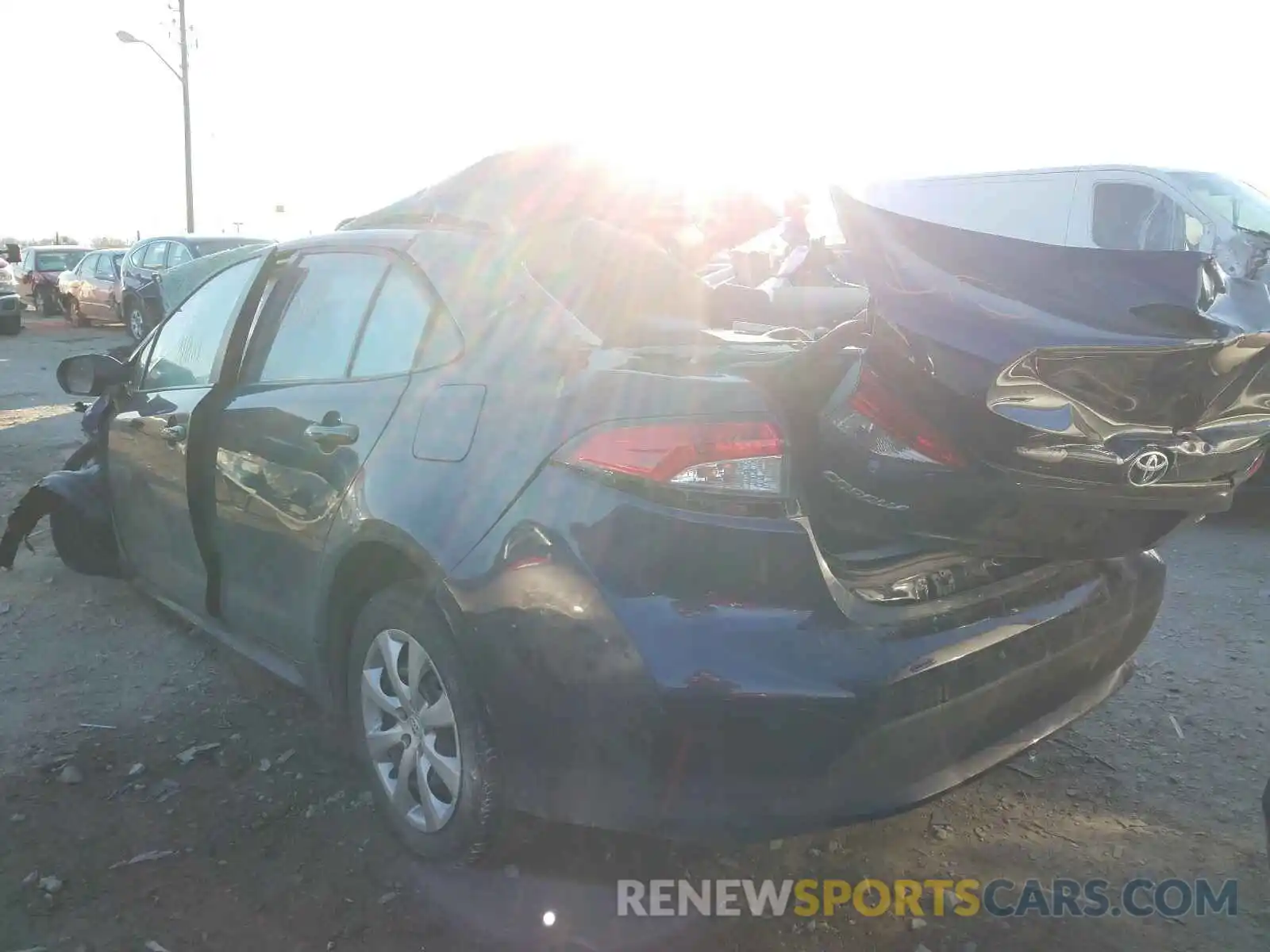 3 Photograph of a damaged car 5YFEPRAE6LP086652 TOYOTA COROLLA 2020