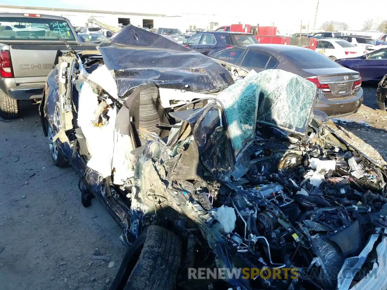 9 Photograph of a damaged car 5YFEPRAE6LP086652 TOYOTA COROLLA 2020