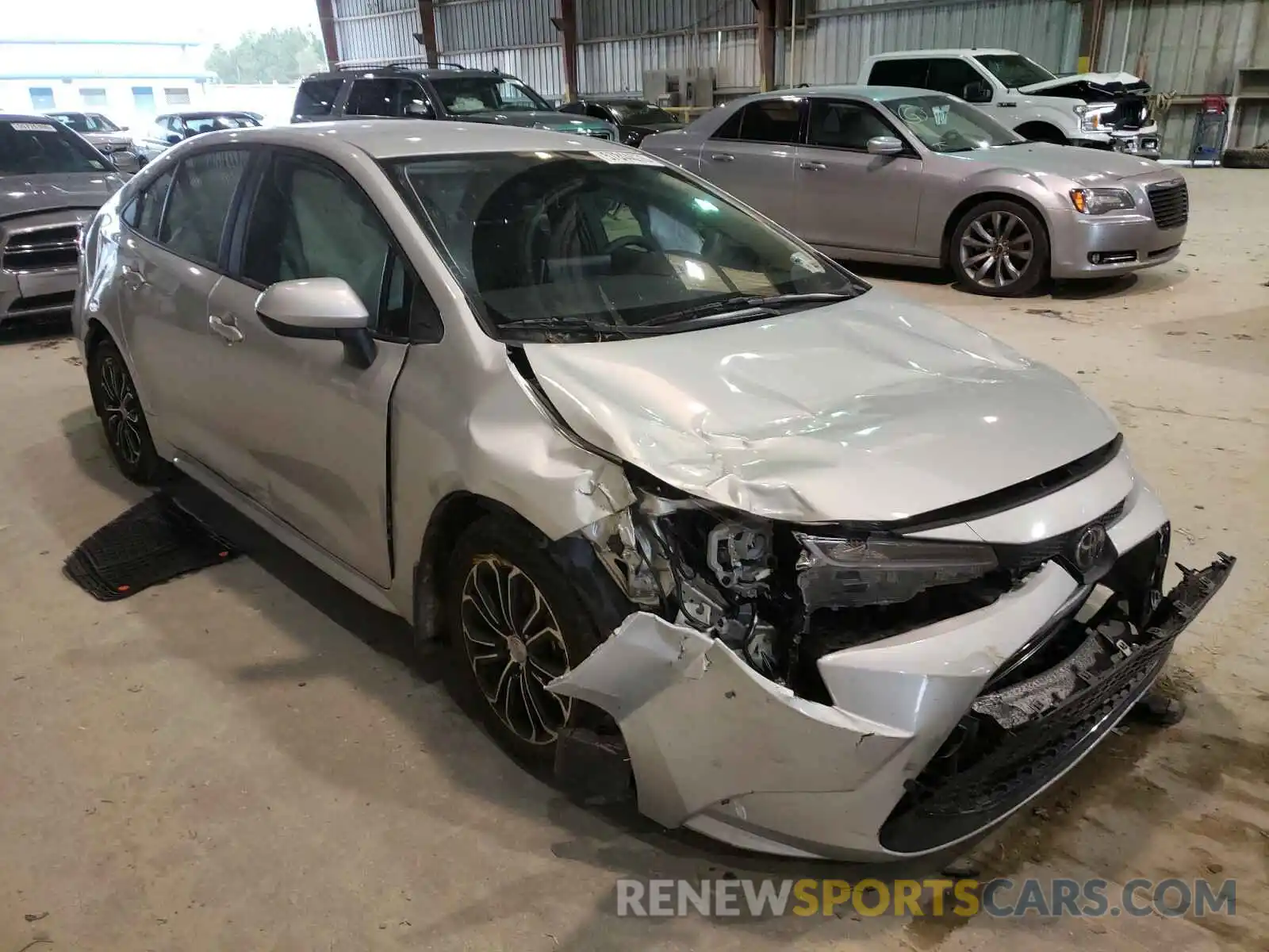 1 Photograph of a damaged car 5YFEPRAE6LP087087 TOYOTA COROLLA 2020