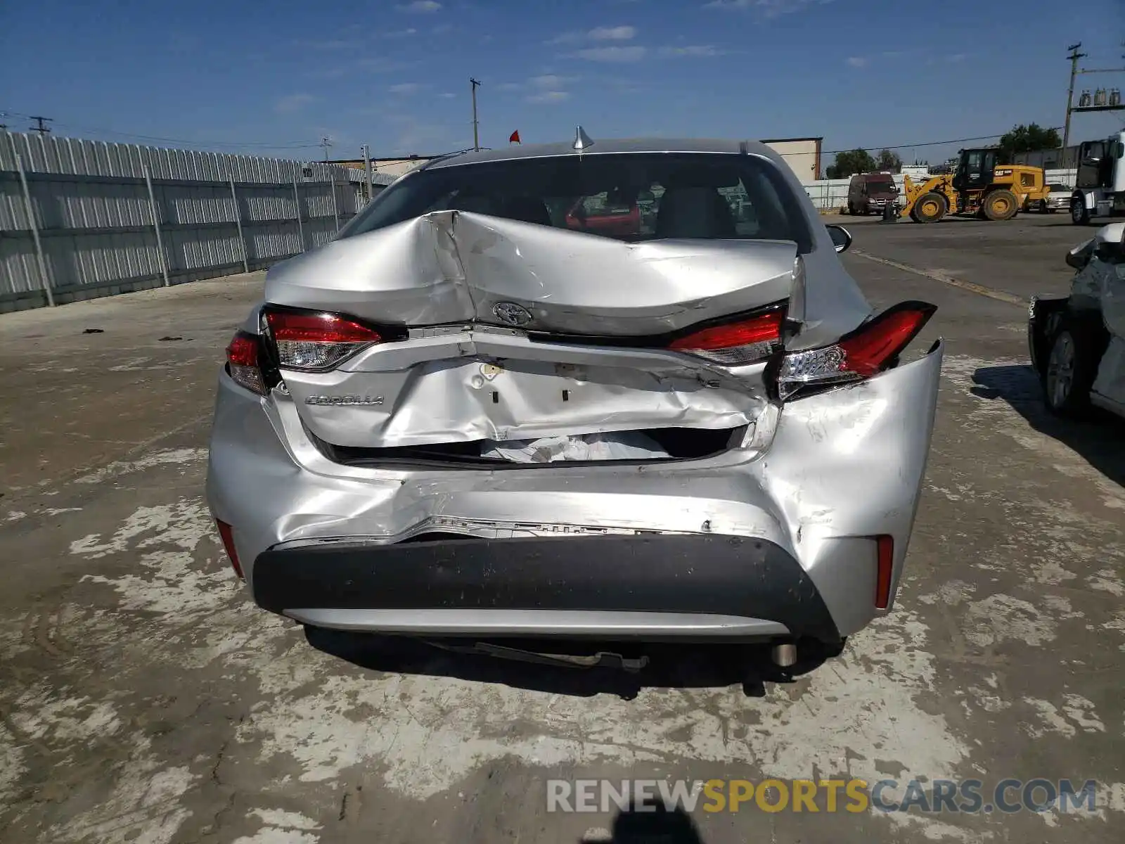 9 Photograph of a damaged car 5YFEPRAE6LP087302 TOYOTA COROLLA 2020