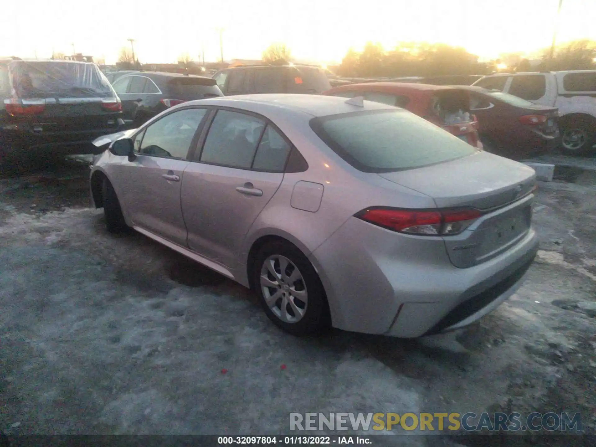 3 Photograph of a damaged car 5YFEPRAE6LP088126 TOYOTA COROLLA 2020