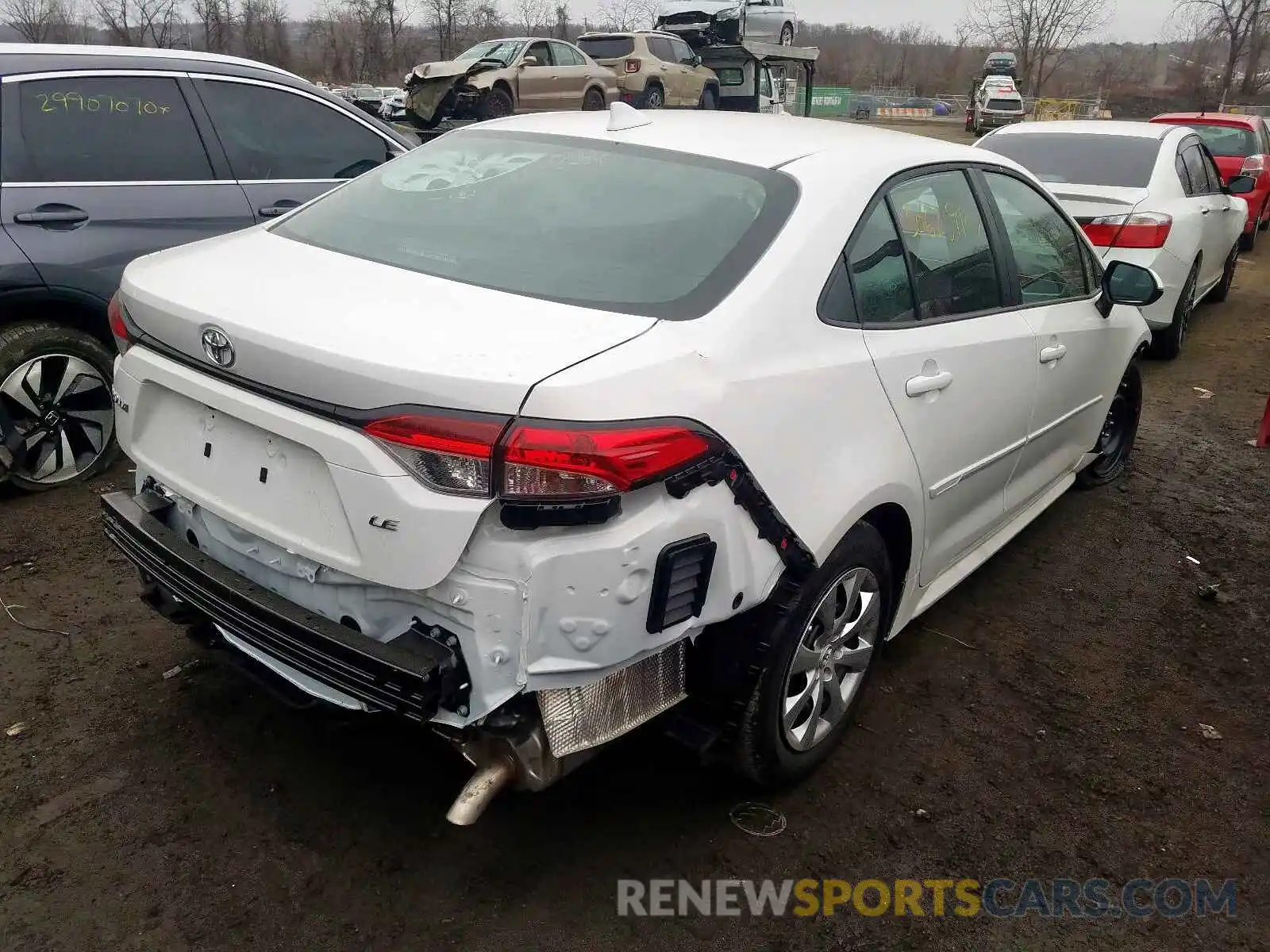 4 Photograph of a damaged car 5YFEPRAE6LP089616 TOYOTA COROLLA 2020