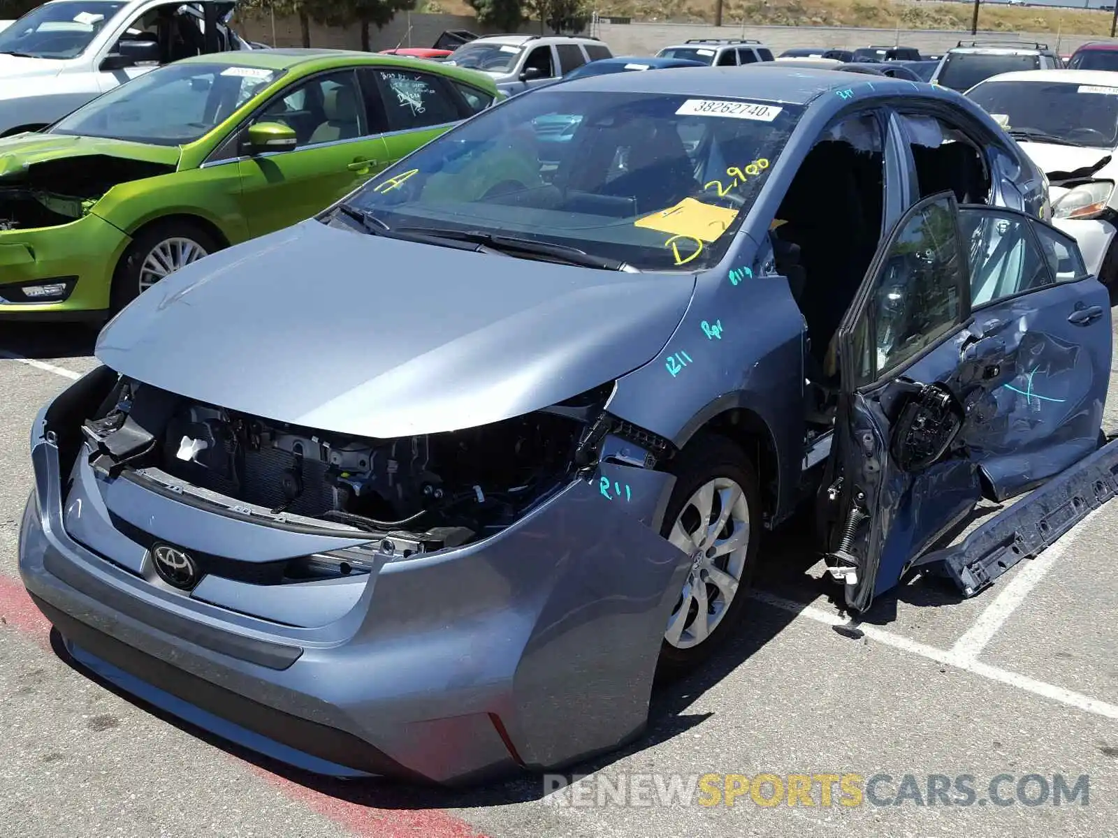 2 Photograph of a damaged car 5YFEPRAE6LP089843 TOYOTA COROLLA 2020