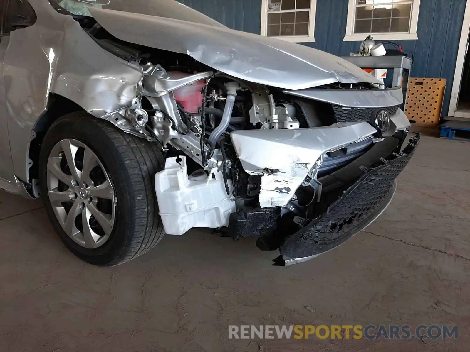 9 Фотография поврежденного автомобиля 5YFEPRAE6LP091480 TOYOTA COROLLA 2020