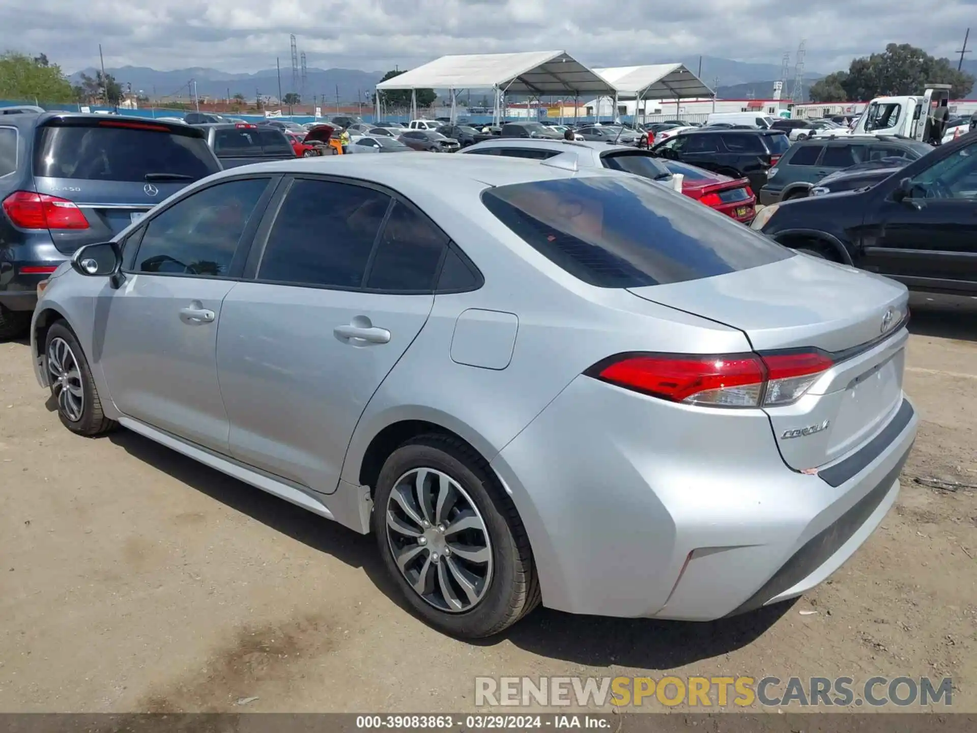 3 Photograph of a damaged car 5YFEPRAE6LP092001 TOYOTA COROLLA 2020