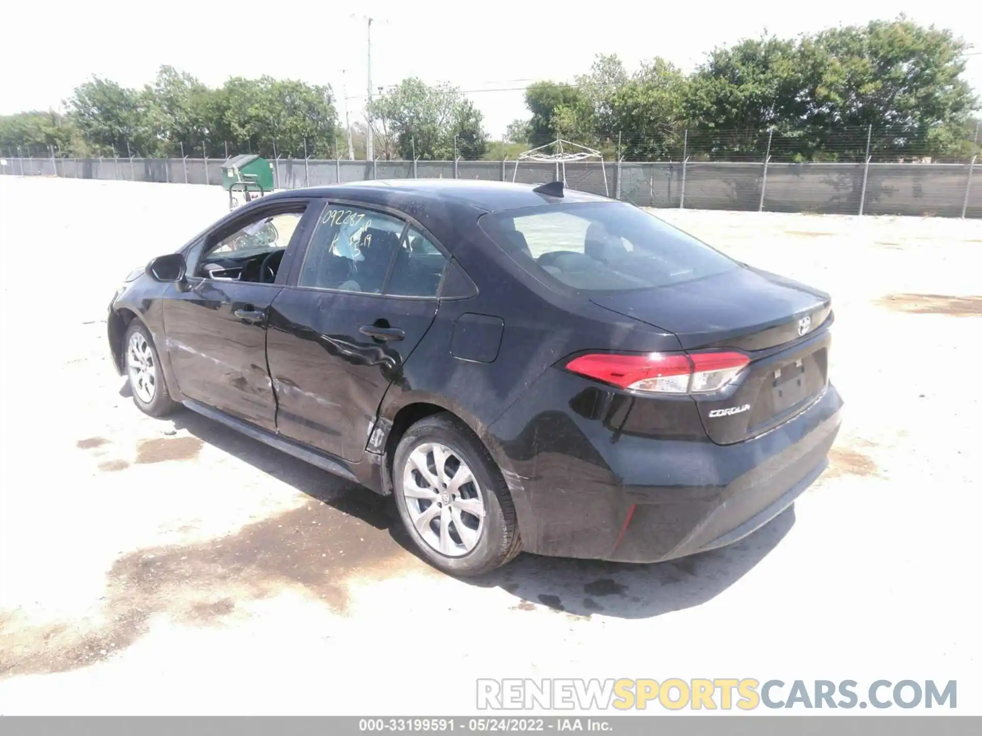 3 Photograph of a damaged car 5YFEPRAE6LP092287 TOYOTA COROLLA 2020