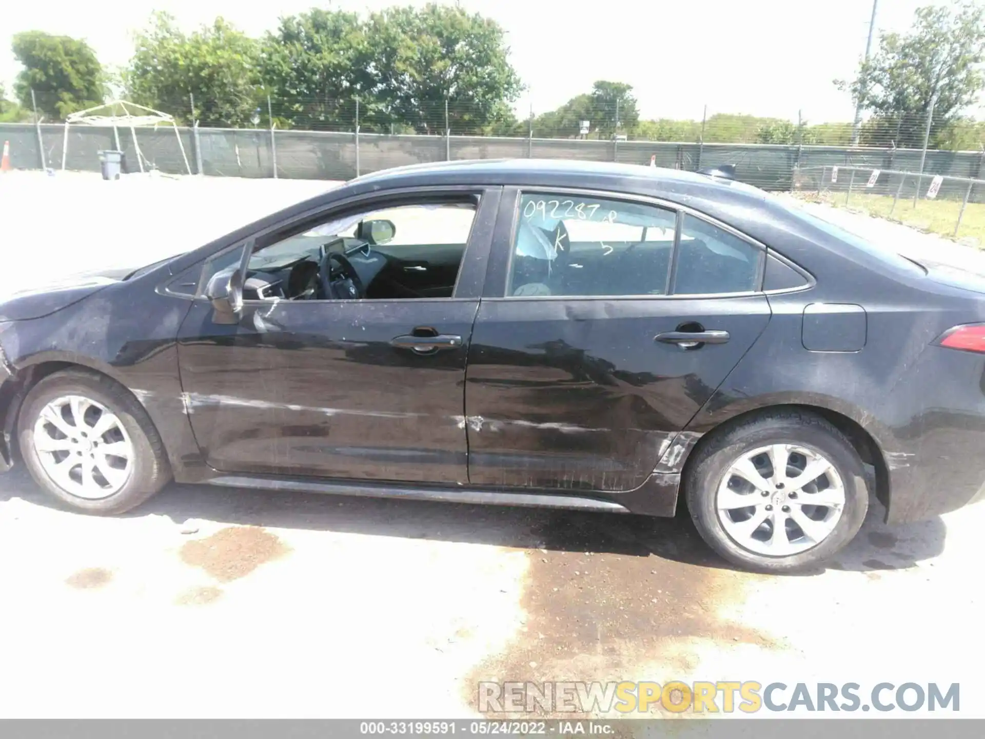 6 Photograph of a damaged car 5YFEPRAE6LP092287 TOYOTA COROLLA 2020