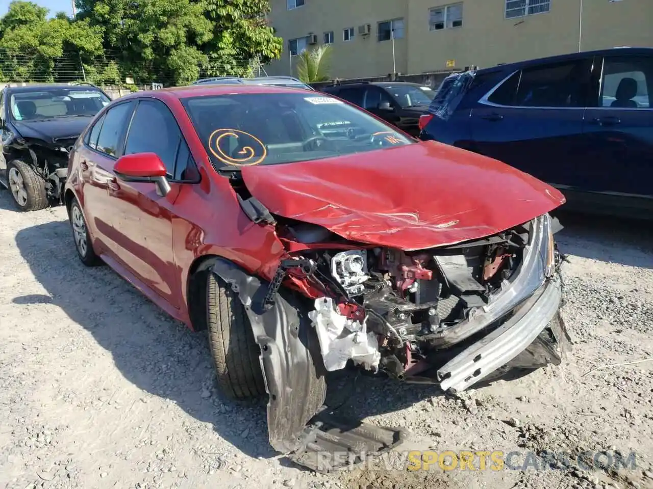 1 Photograph of a damaged car 5YFEPRAE6LP093035 TOYOTA COROLLA 2020