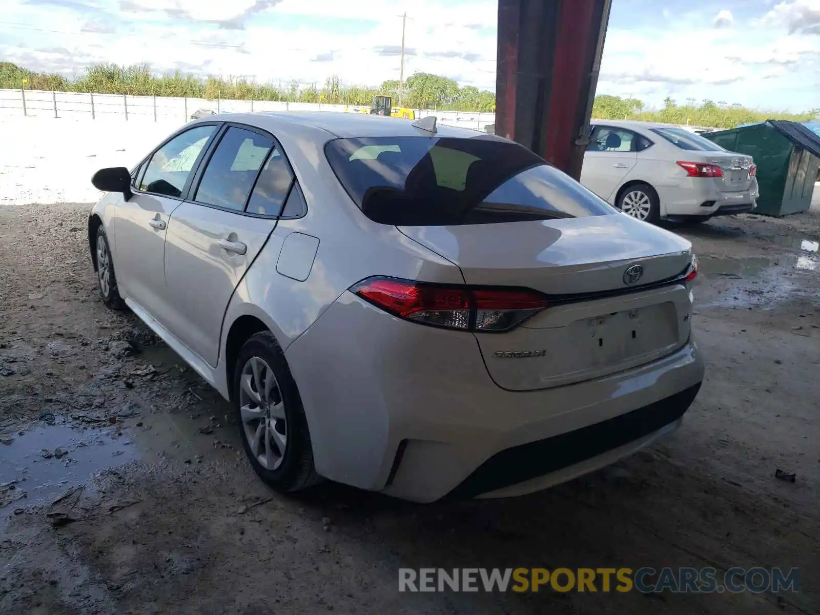 3 Photograph of a damaged car 5YFEPRAE6LP094072 TOYOTA COROLLA 2020