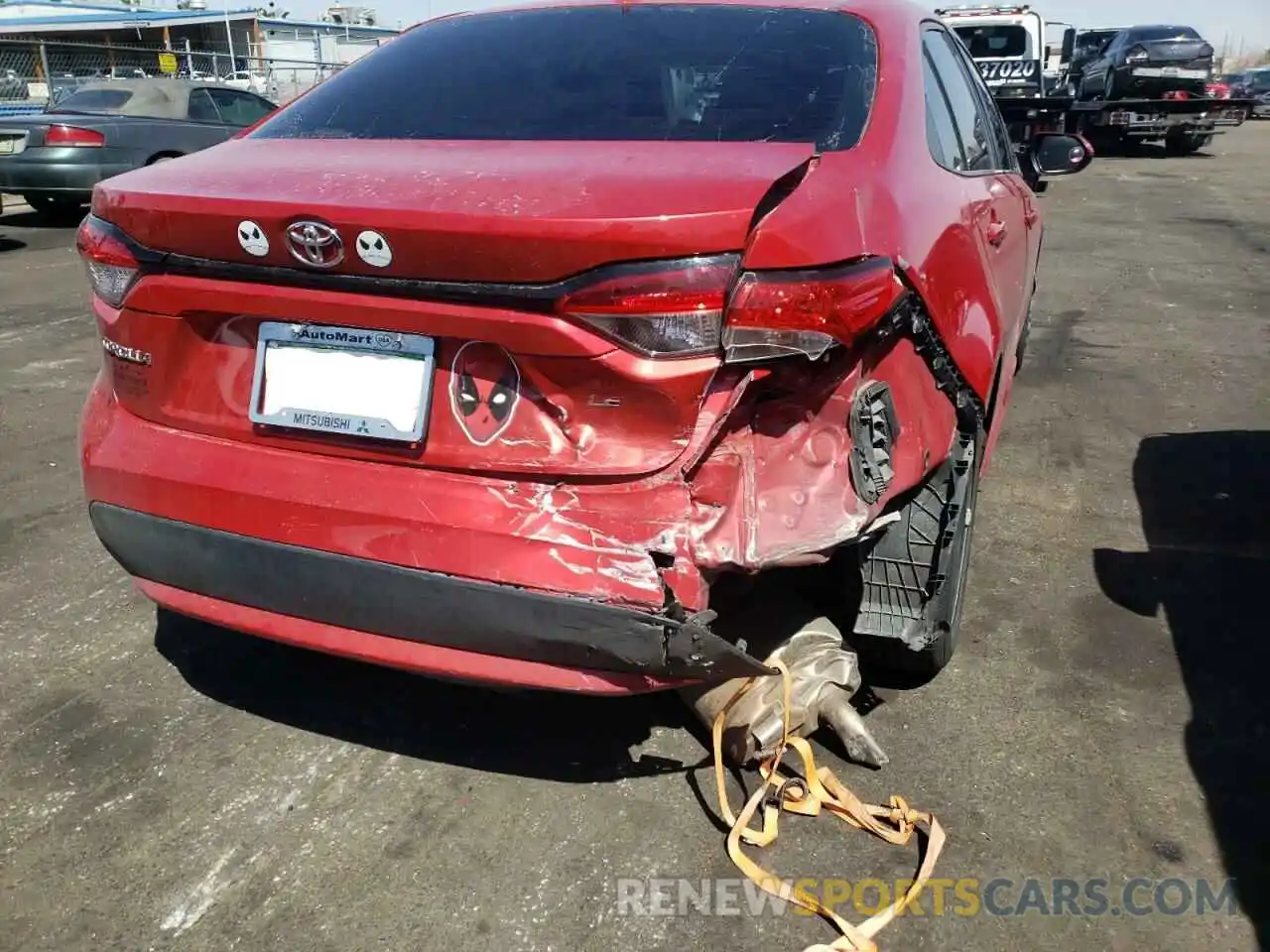 9 Photograph of a damaged car 5YFEPRAE6LP094590 TOYOTA COROLLA 2020