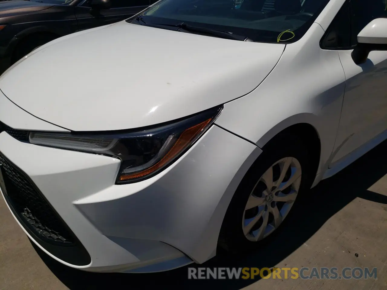 9 Photograph of a damaged car 5YFEPRAE6LP097344 TOYOTA COROLLA 2020