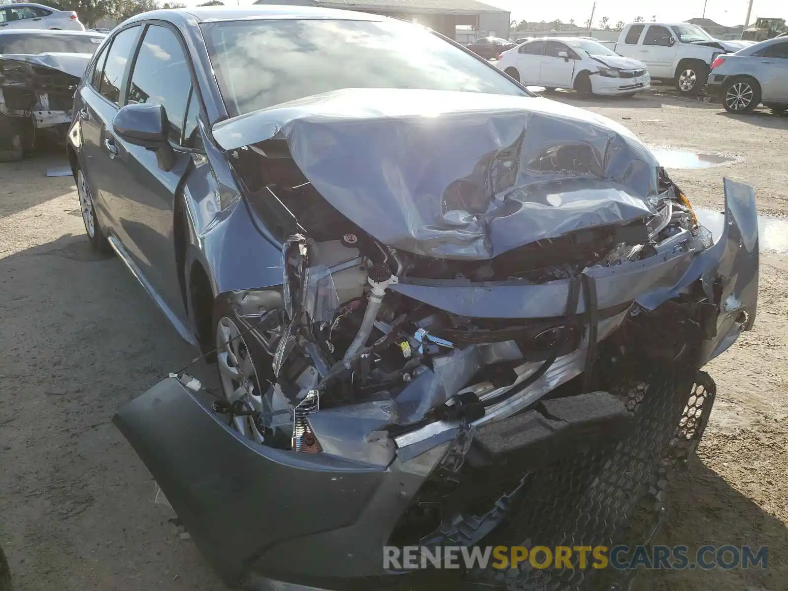 1 Photograph of a damaged car 5YFEPRAE6LP097361 TOYOTA COROLLA 2020