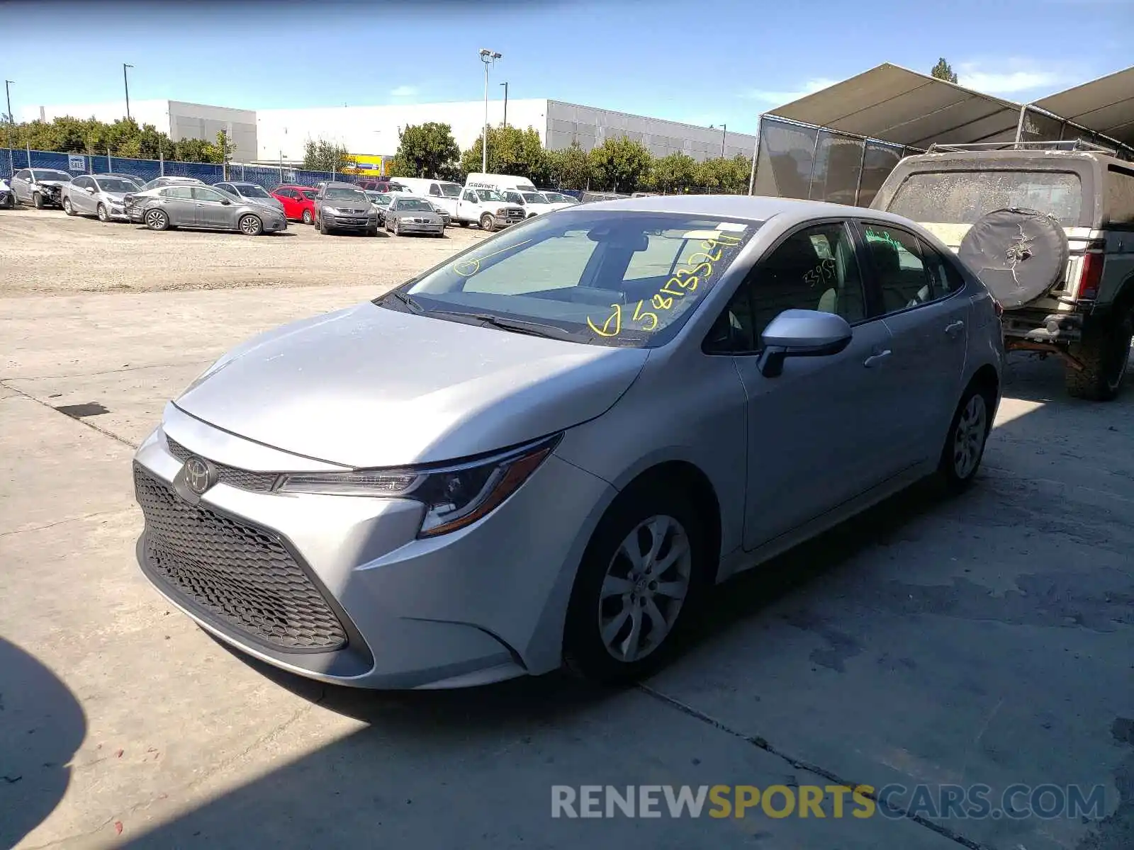 2 Photograph of a damaged car 5YFEPRAE6LP097408 TOYOTA COROLLA 2020